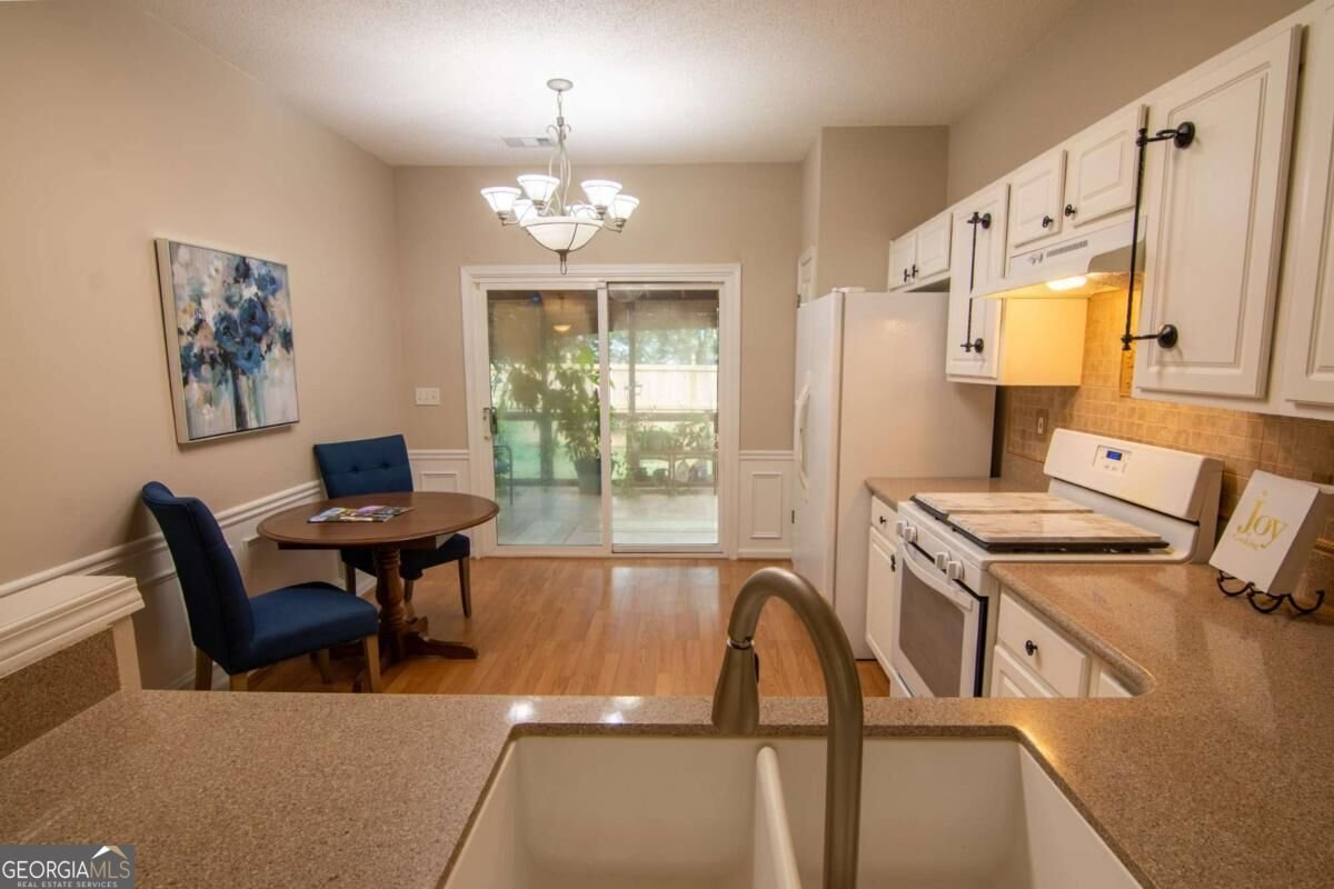 5371 Medlock Corners Drive Peachtree Corners - Photo 14