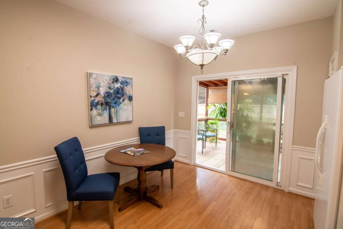 5371 Medlock Corners Drive Peachtree Corners - Photo 16
