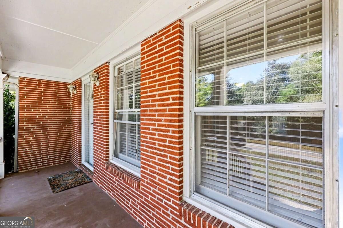1063 Lakeshore Drive Gainesville - Photo 12