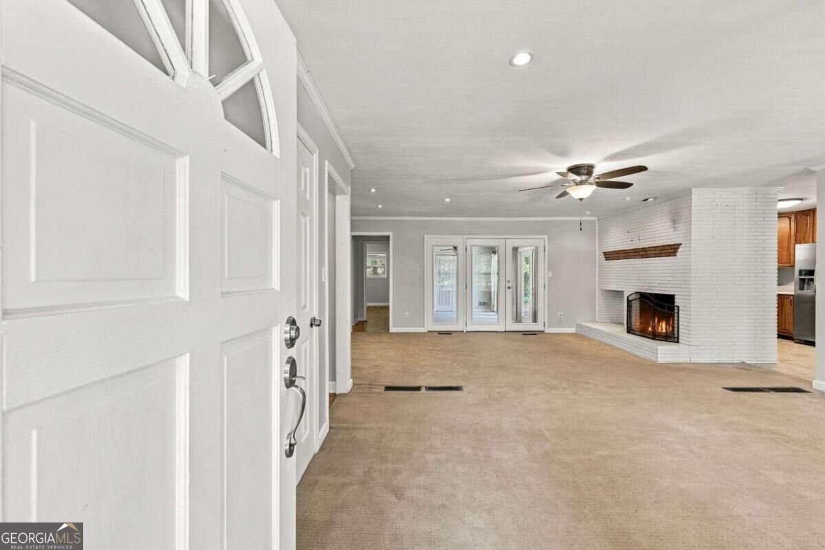 1063 Lakeshore Drive Gainesville - Photo 15