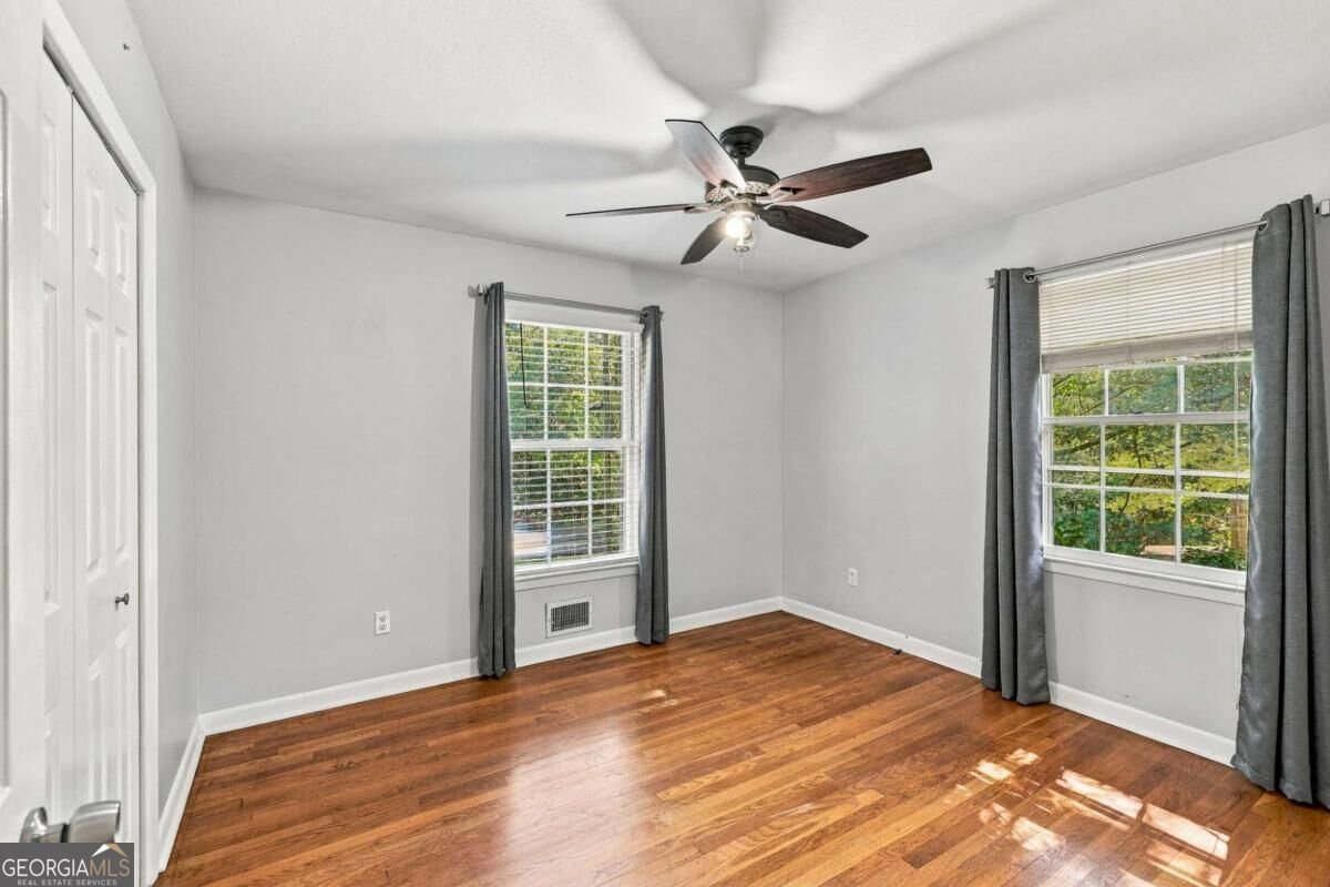 1063 Lakeshore Drive Gainesville - Photo 30