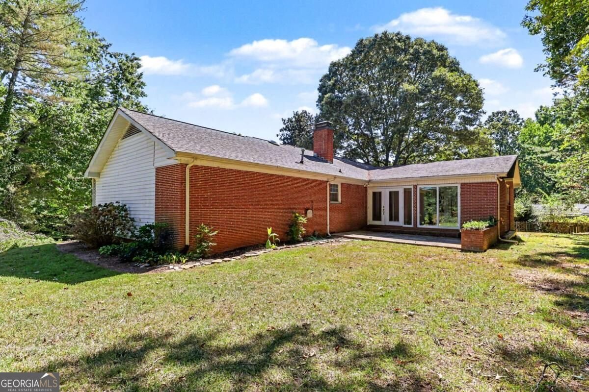 1063 Lakeshore Drive Gainesville - Photo 7