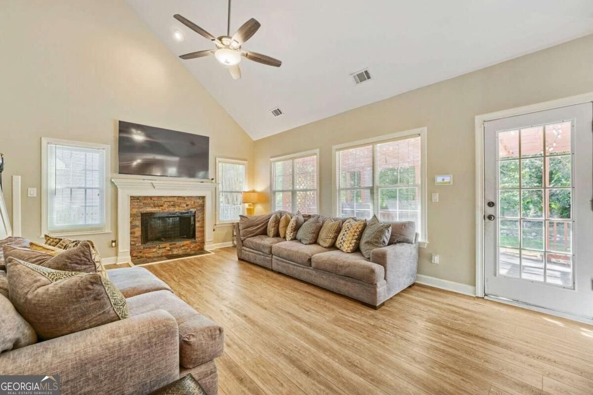 1120 Grace Hadaway Lane Lawrenceville - Photo 9