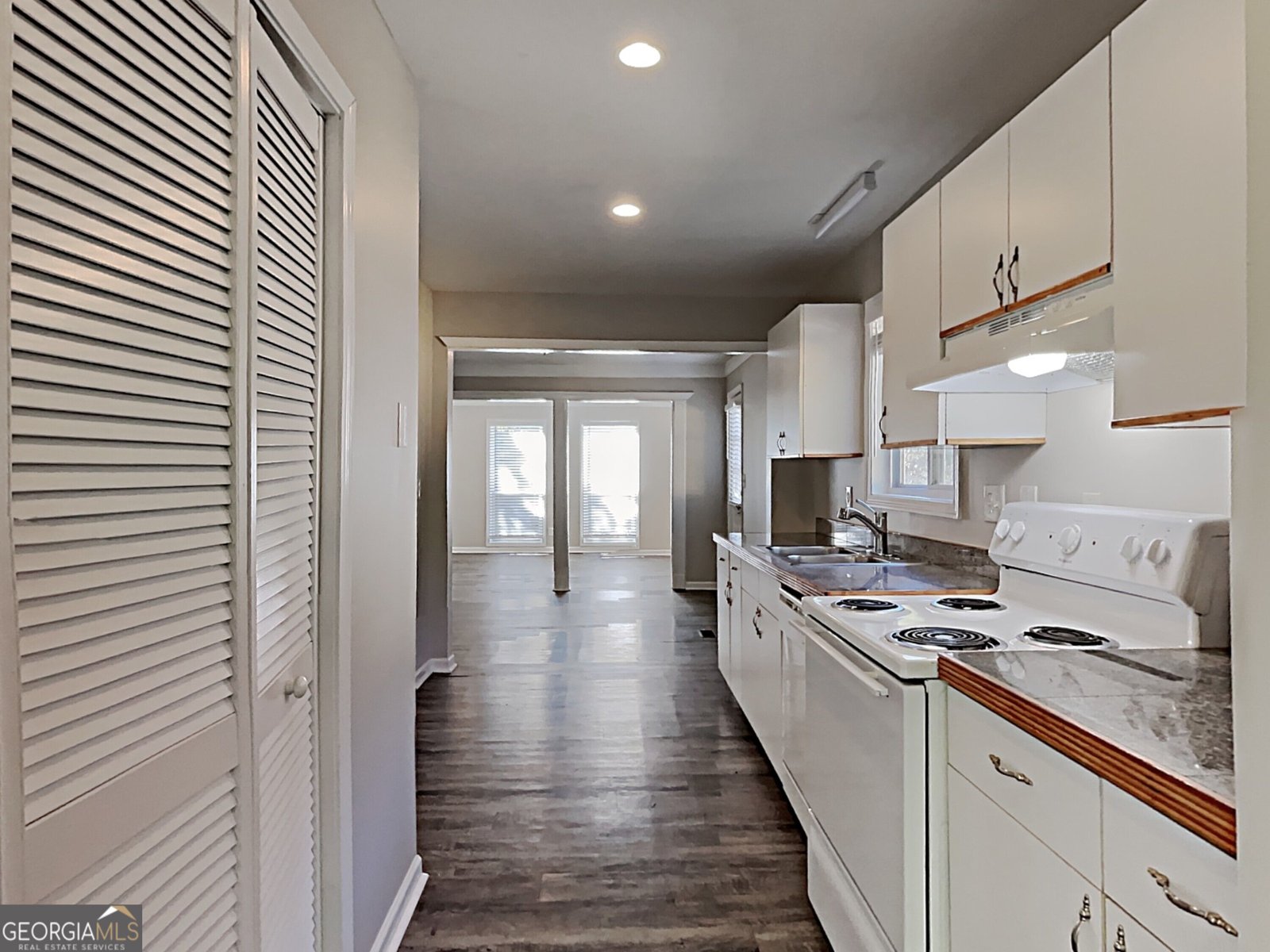 5779 Hillside Drive Atlanta - Photo 19