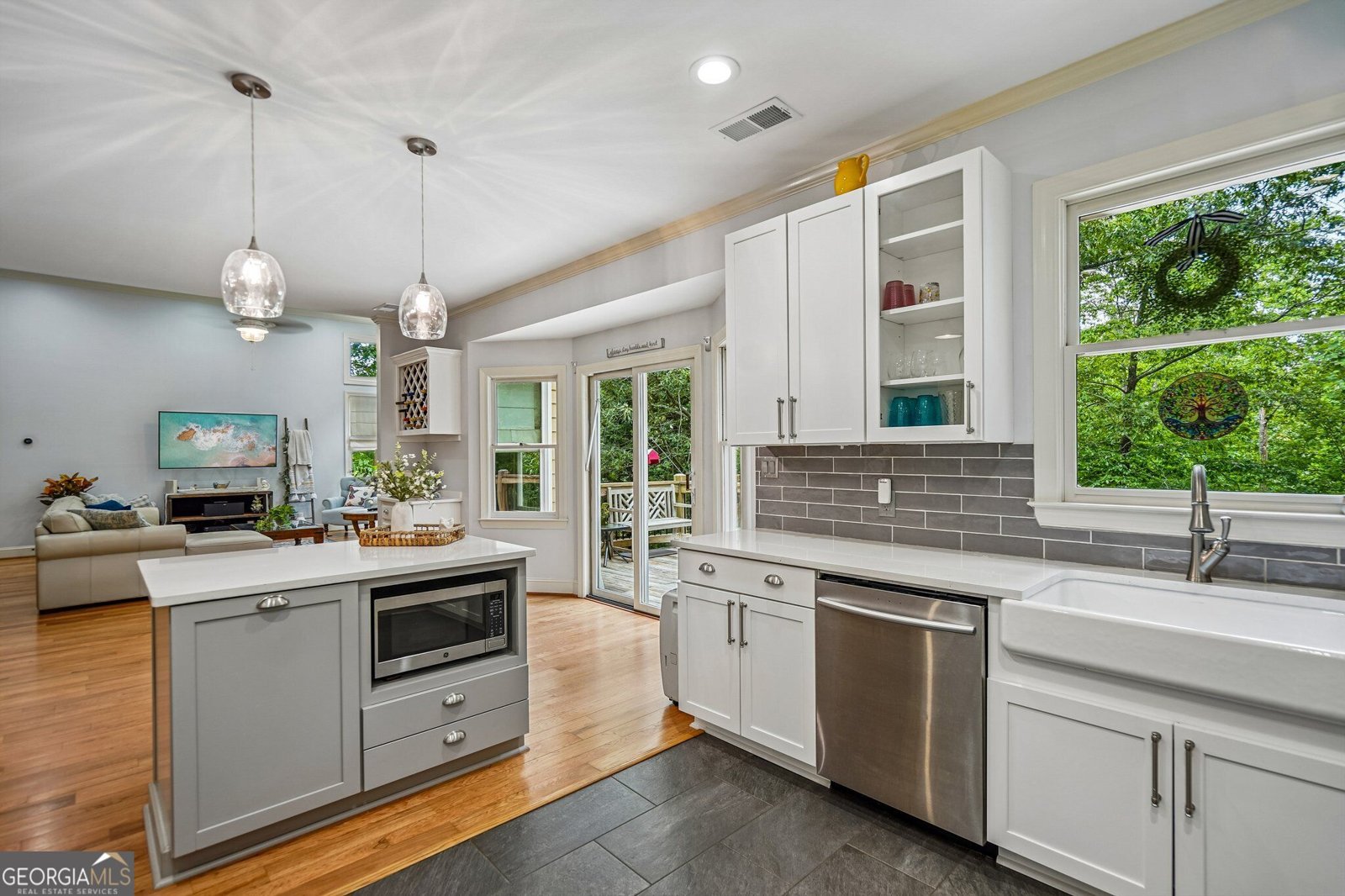 9395 Edgewater Drive Gainesville - Photo 14