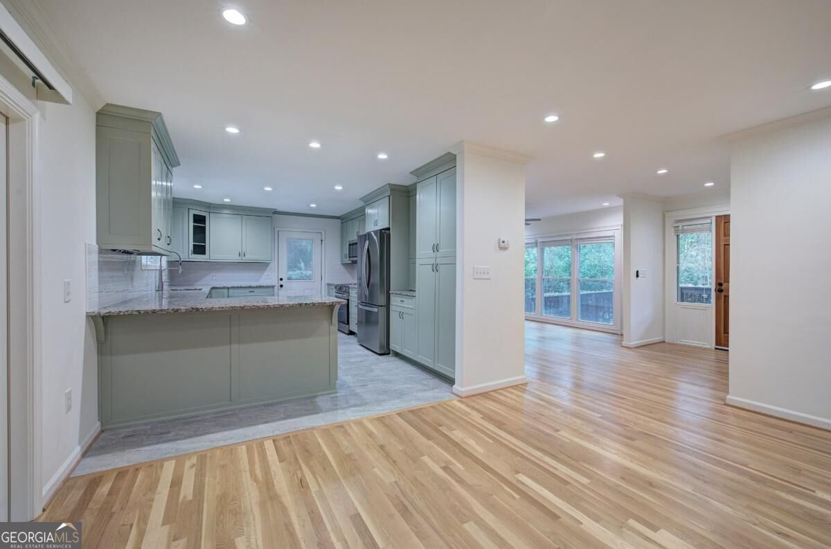 1990 Glenroy Place Smyrna - Photo 16