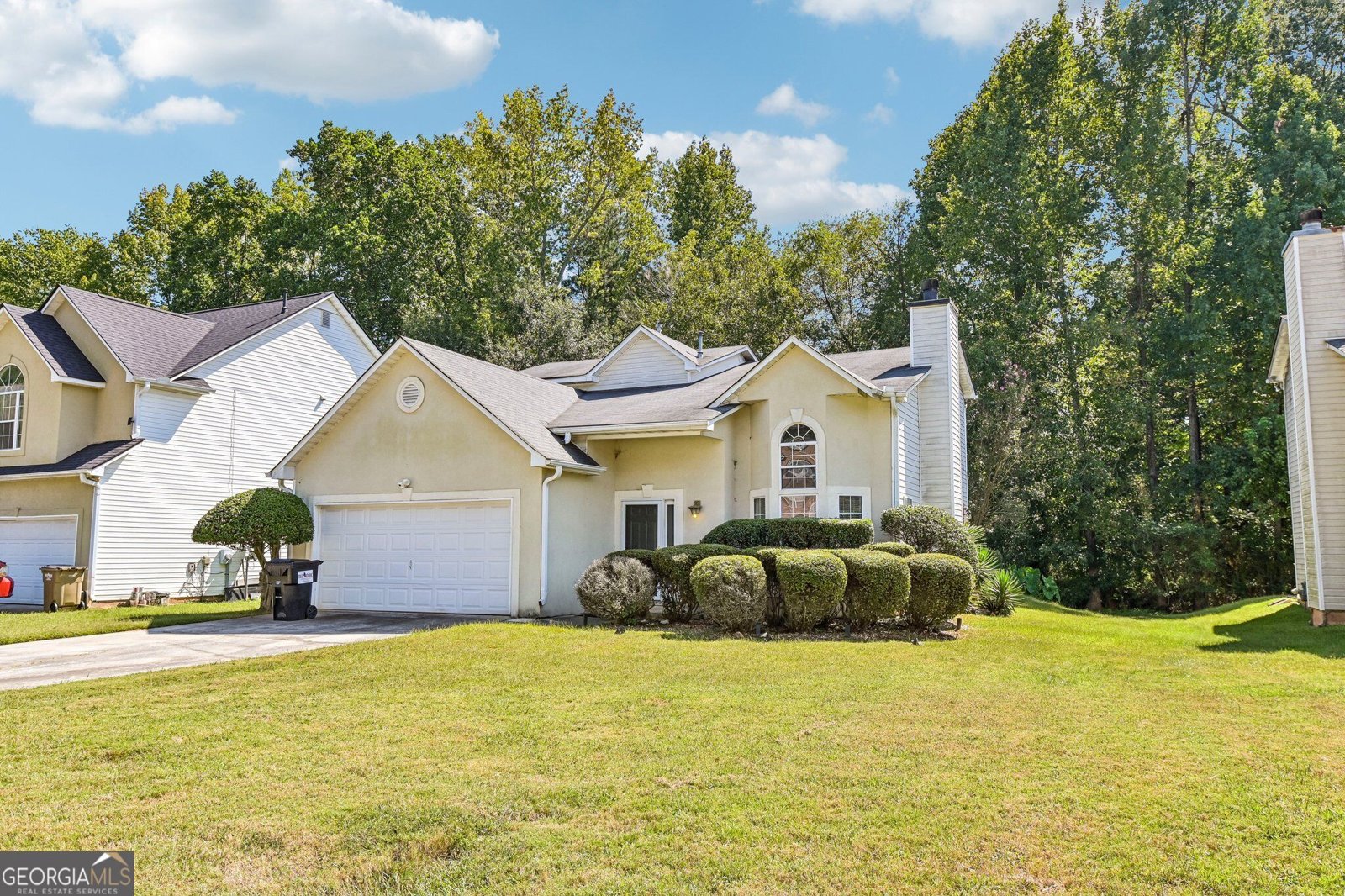 1117 Shore Drive Riverdale - main photo