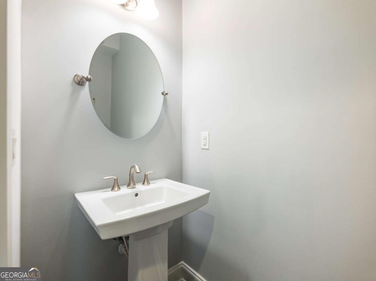 6286 Cedar Springs Lane Hoschton - Photo 11