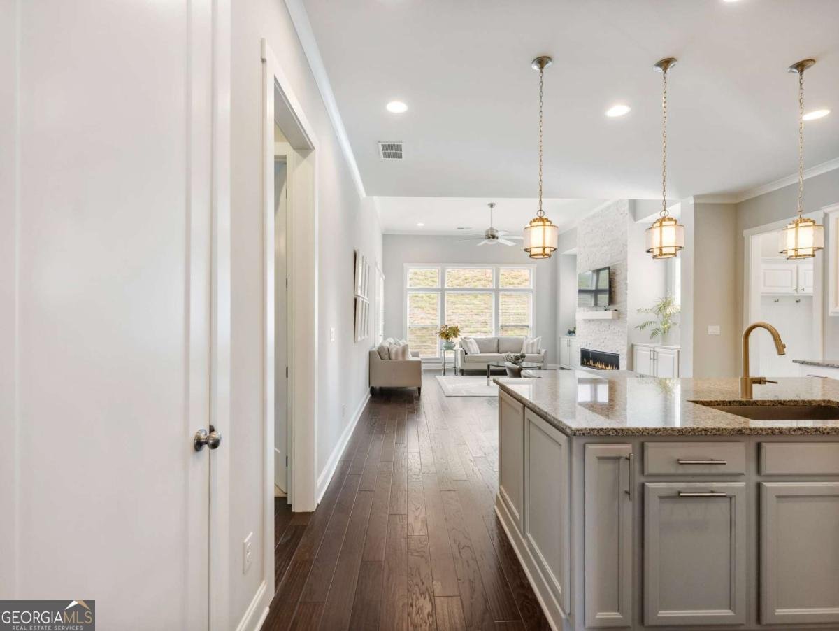 6286 Cedar Springs Lane Hoschton - Photo 12