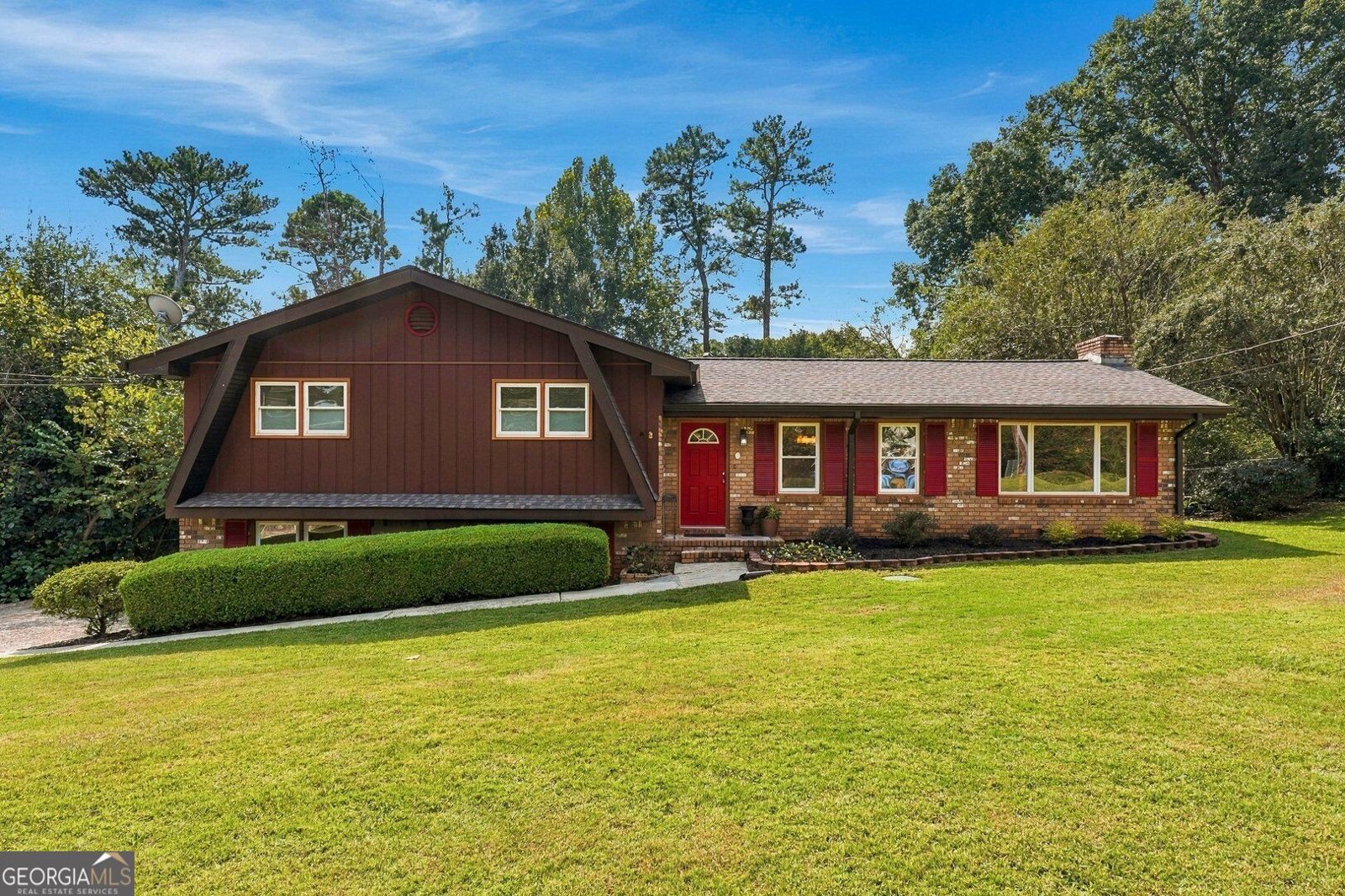 610 Evergreen Drive Woodstock - main photo