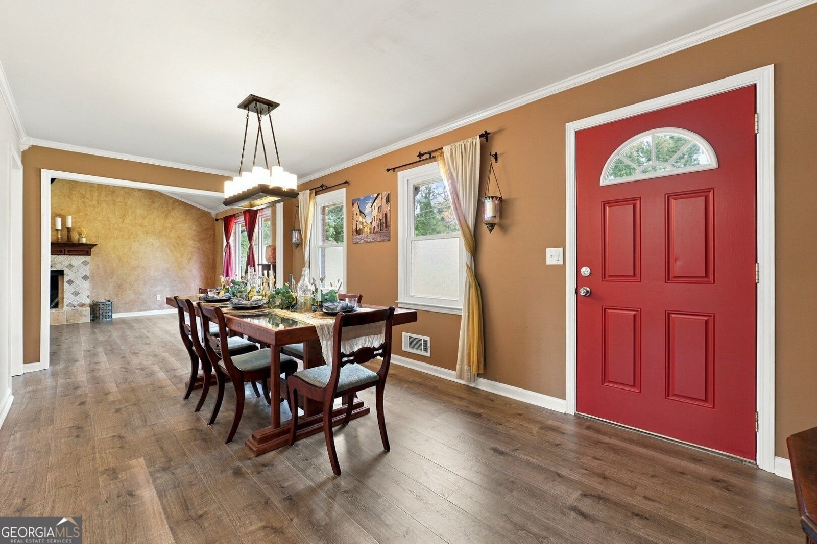 610 Evergreen Drive Woodstock - Photo 8