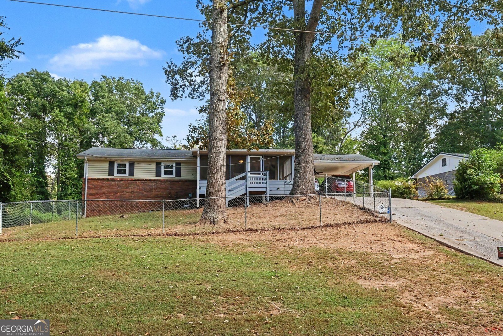 8942 Meadow Drive Lithia Springs - Photo 3