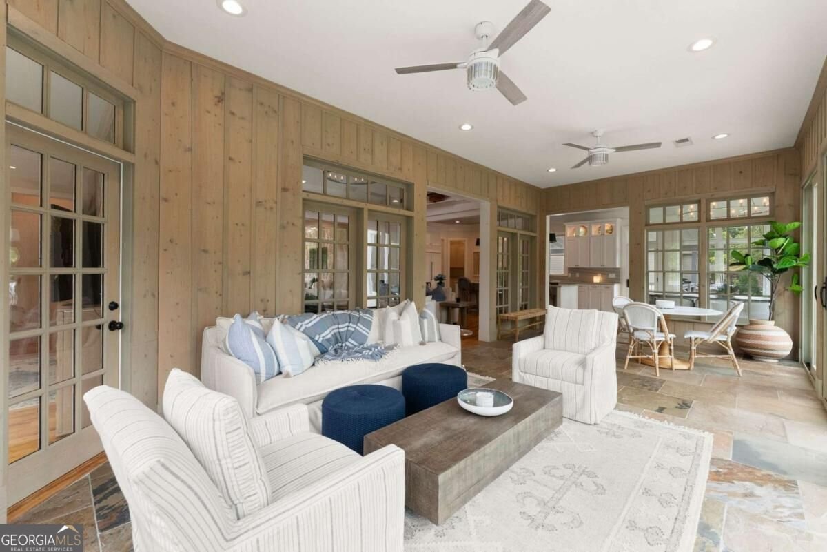 8190 Bennett Lane Gainesville - Photo 10