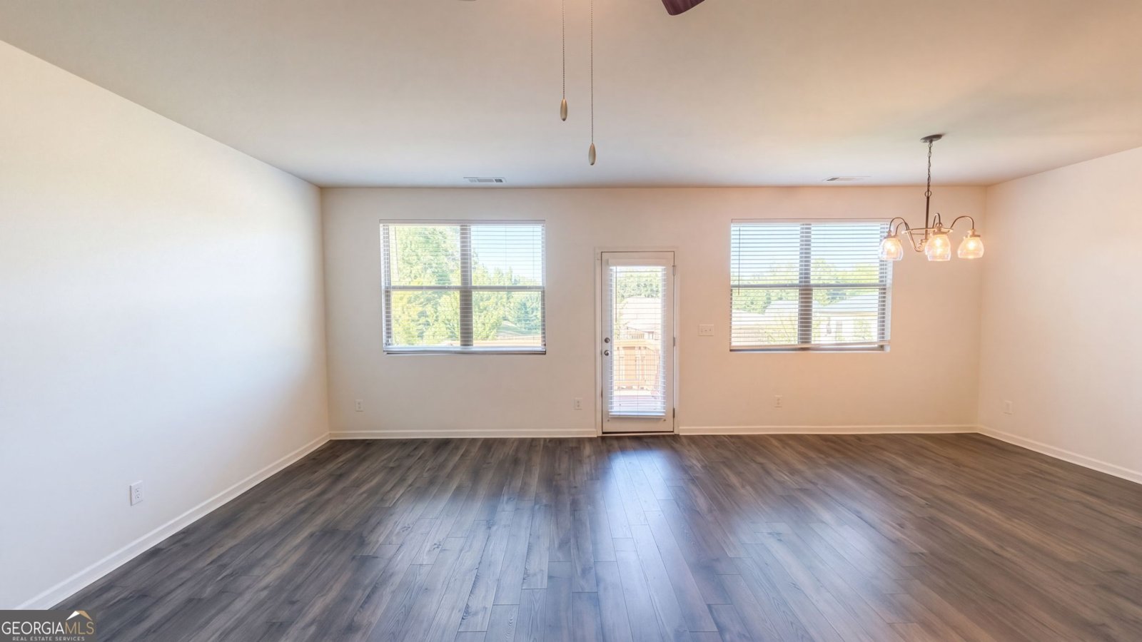 8130 Highland Drive Covington - Photo 10