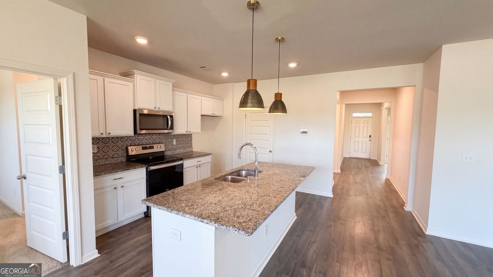 8130 Highland Drive Covington - Photo 6