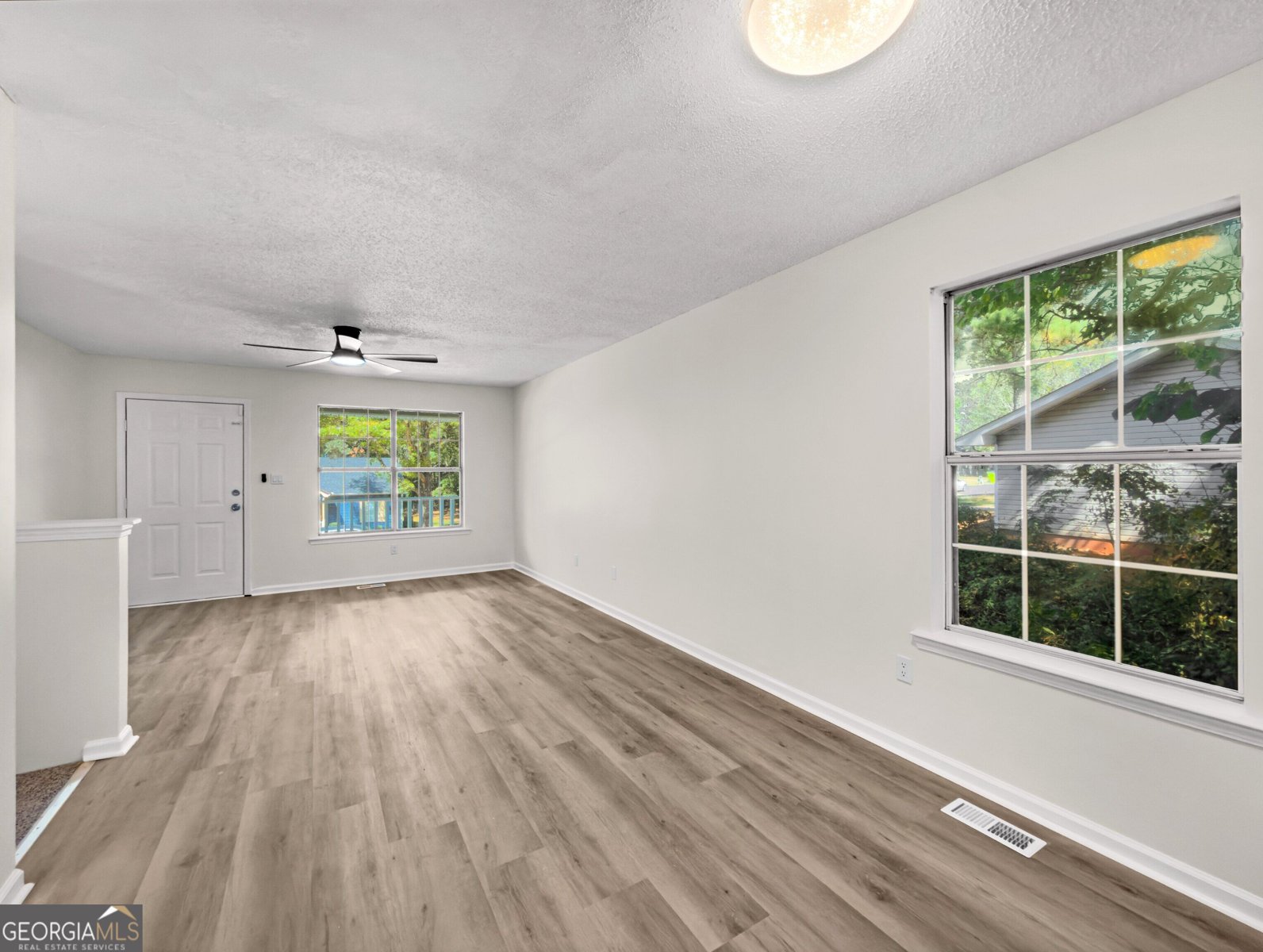 215 Sherwood Loop McDonough - Photo 7