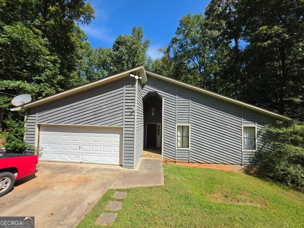 4171 Autumn Lake Drive Buford - main photo