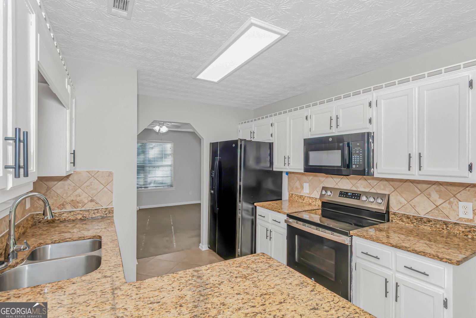 35 Almond Way Covington - Photo 14