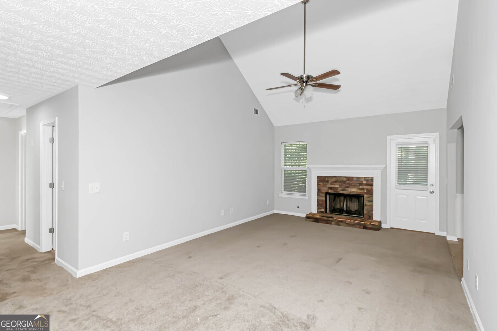 35 Almond Way Covington - Photo 6