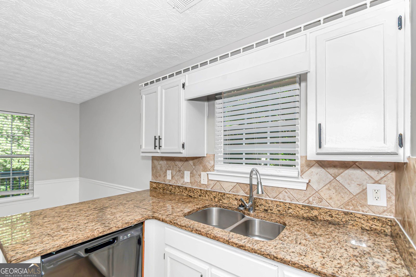 35 Almond Way Covington - Photo 8