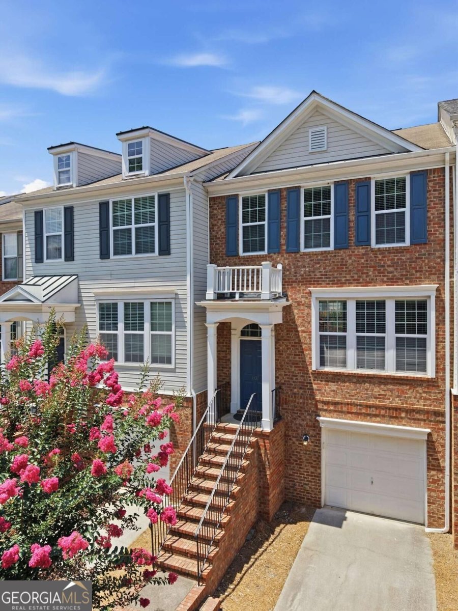 1307 Greychurch Way Alpharetta - main photo