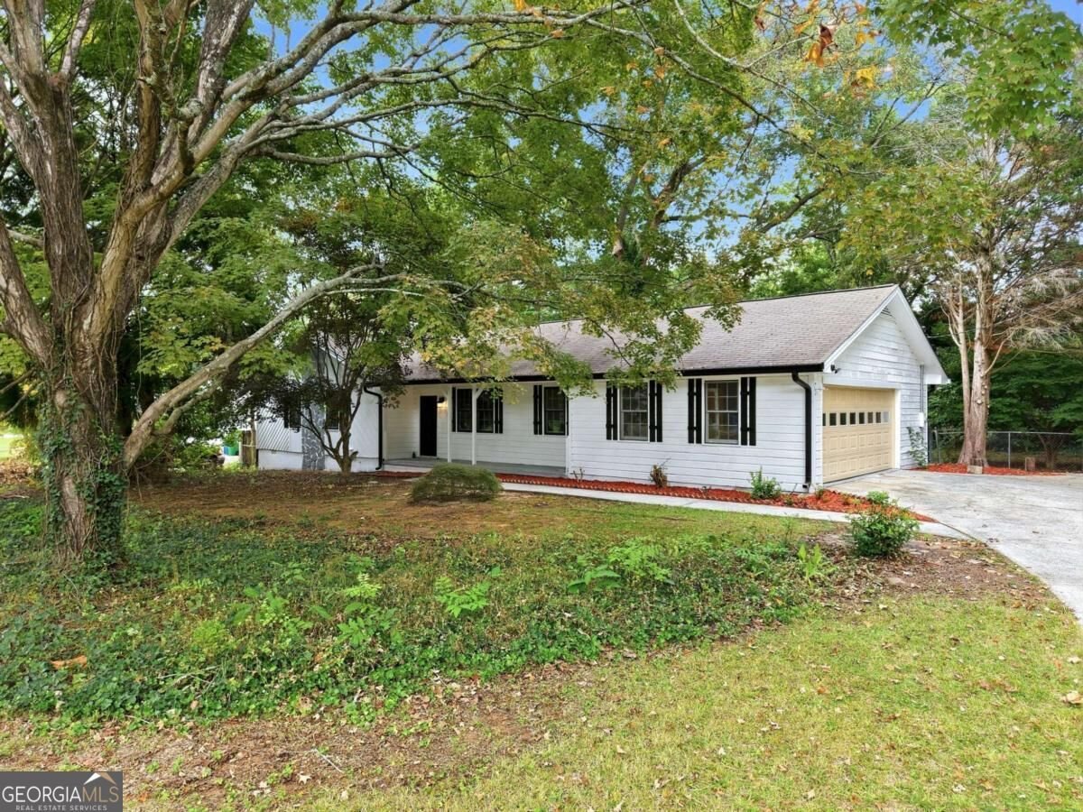 3346 San Antonio Drive Snellville - main photo
