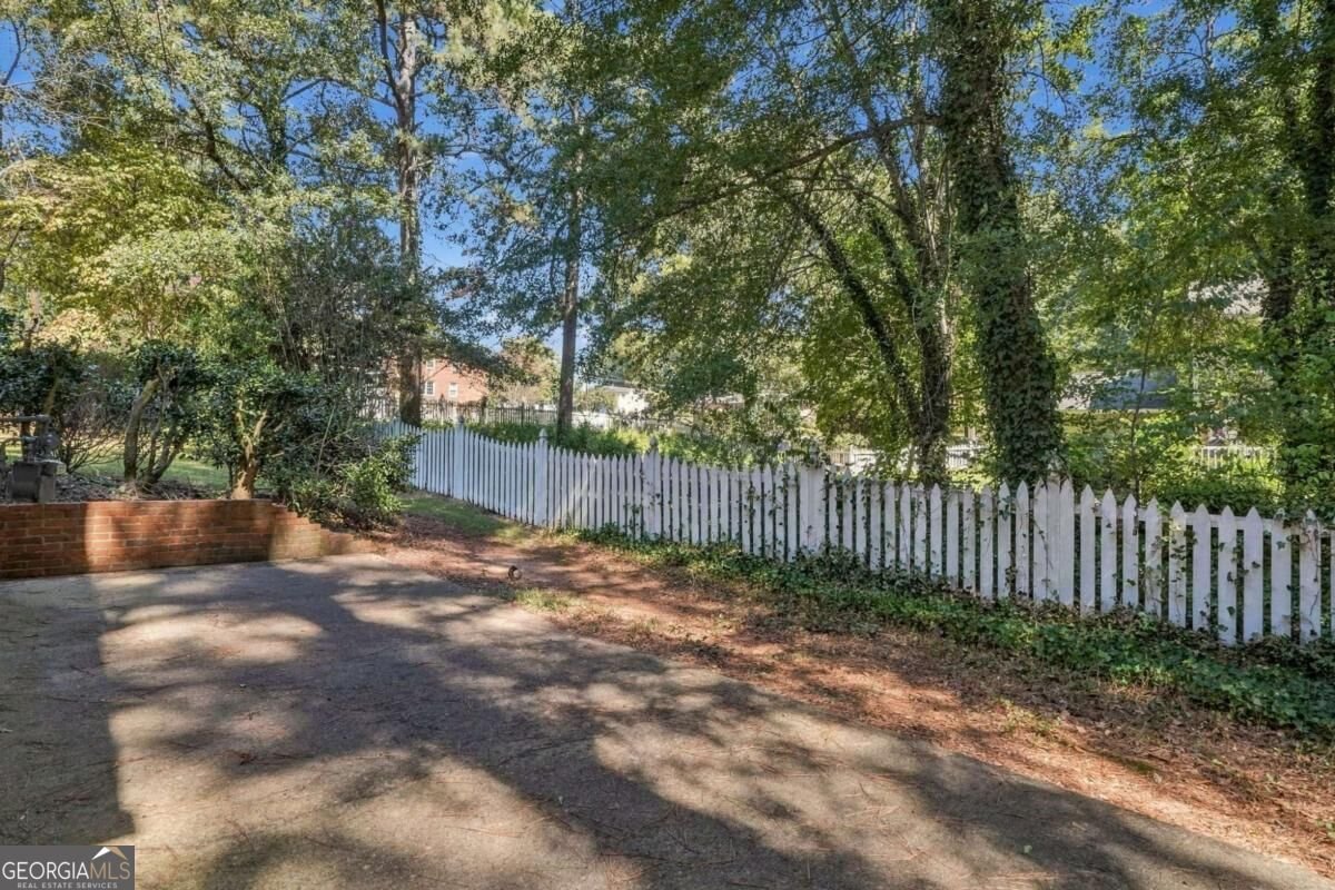 4694 Marc Court Lilburn - Photo 59