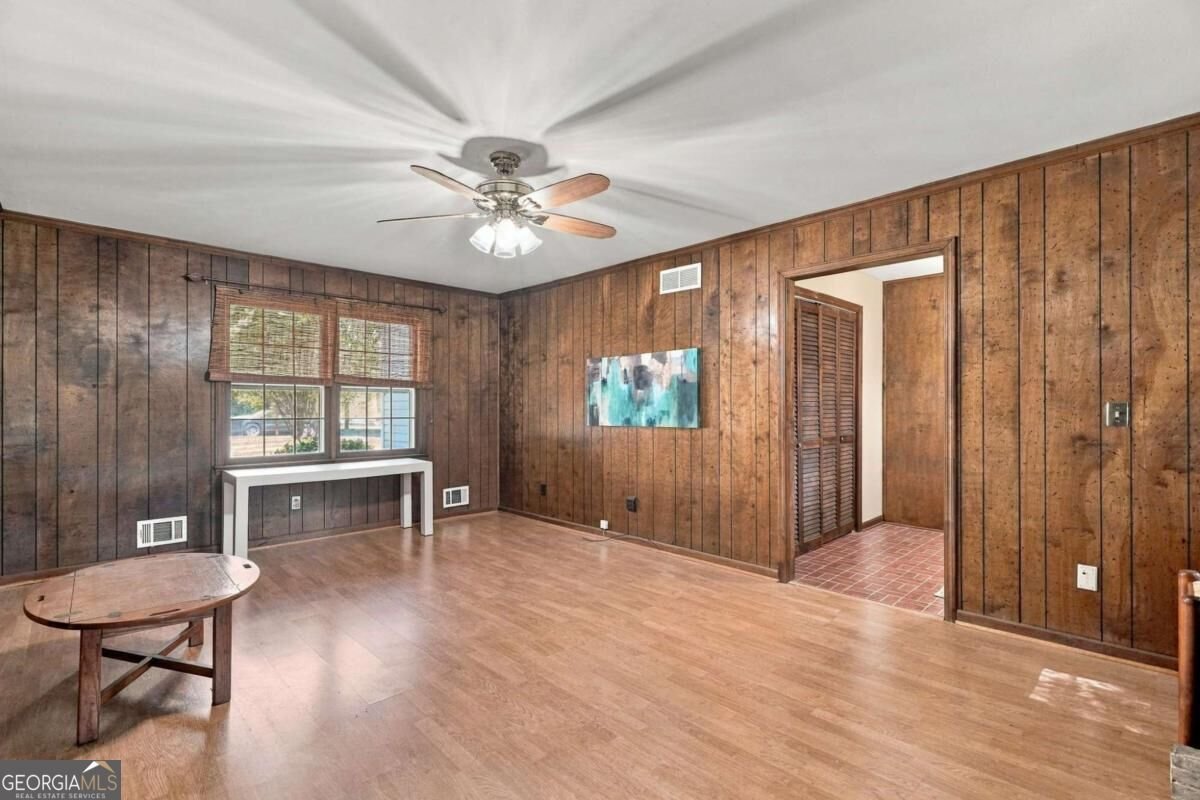 4694 Marc Court Lilburn - Photo 7