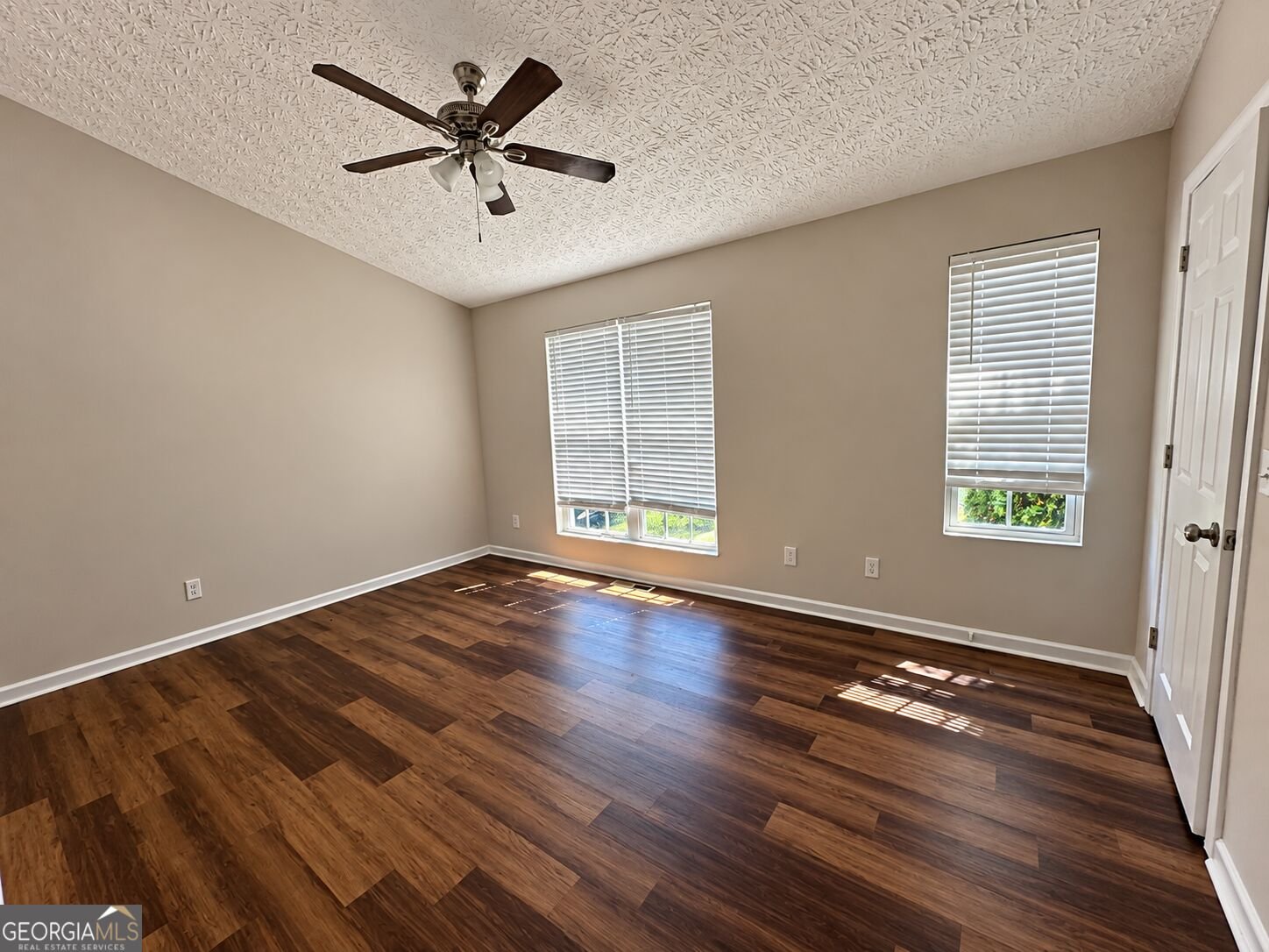 2055 Grove Way Hampton - Photo 12