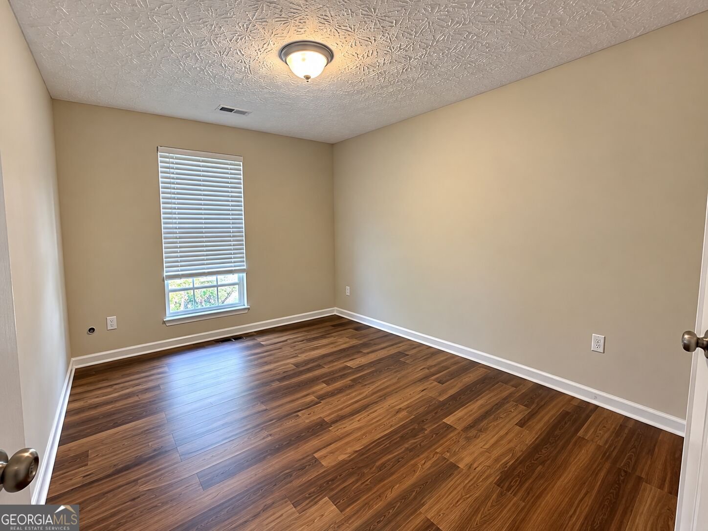 2055 Grove Way Hampton - Photo 13