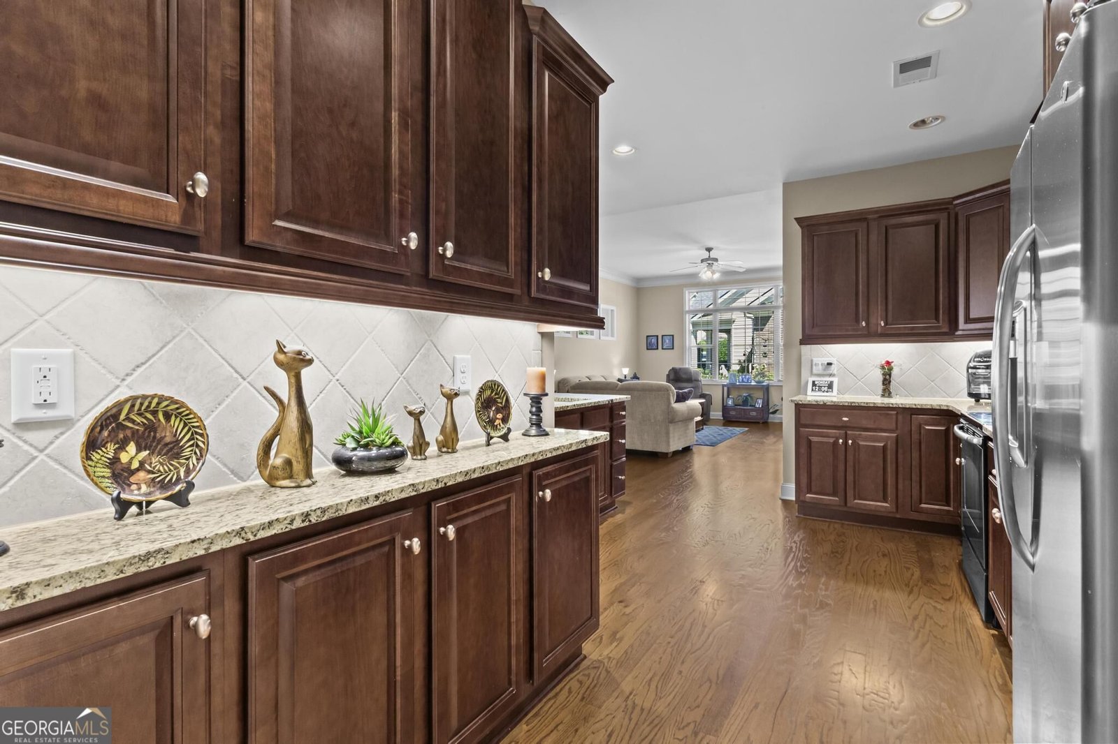227 Orchards Circle Woodstock - Photo 11