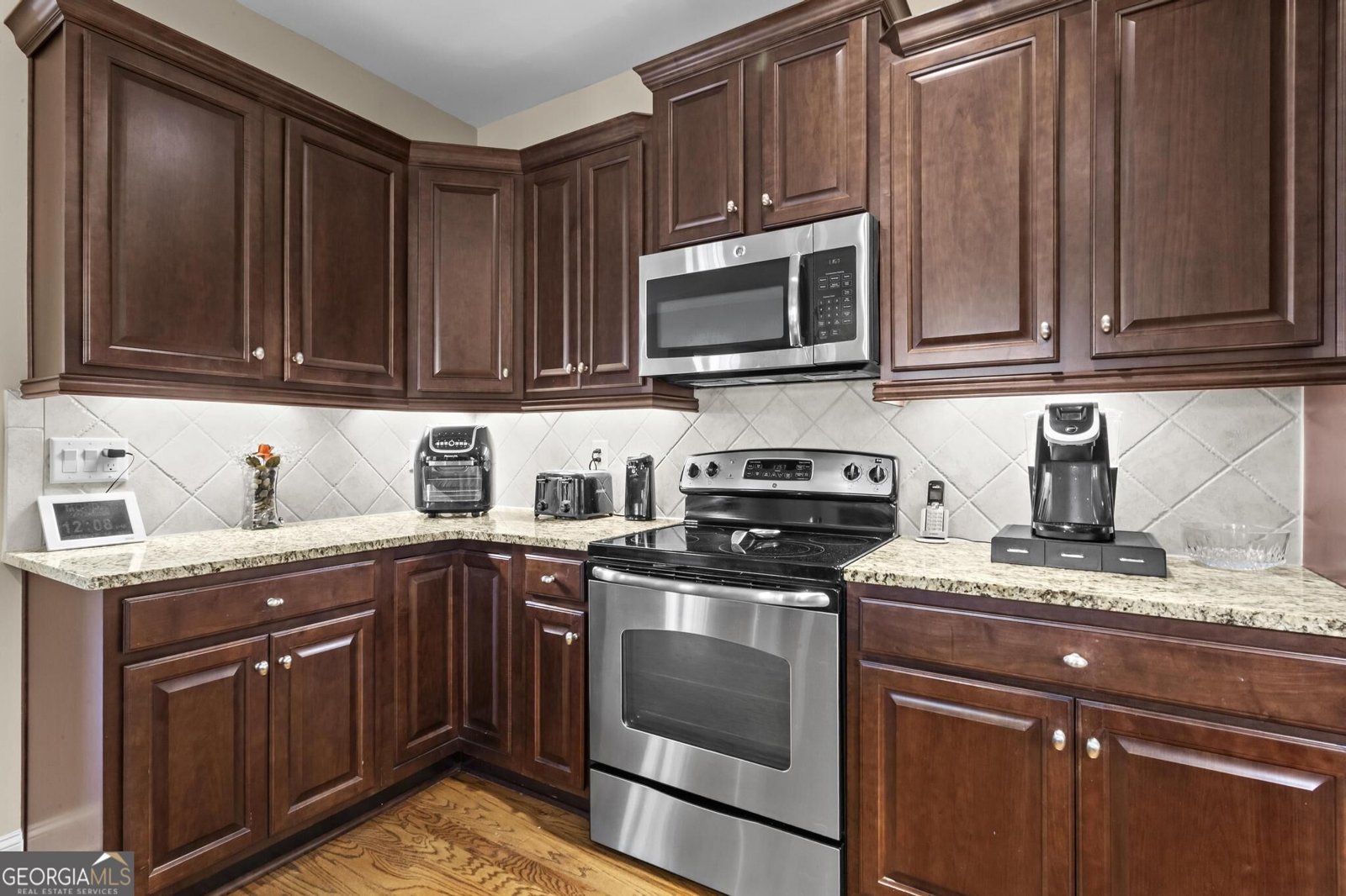 227 Orchards Circle Woodstock - Photo 12