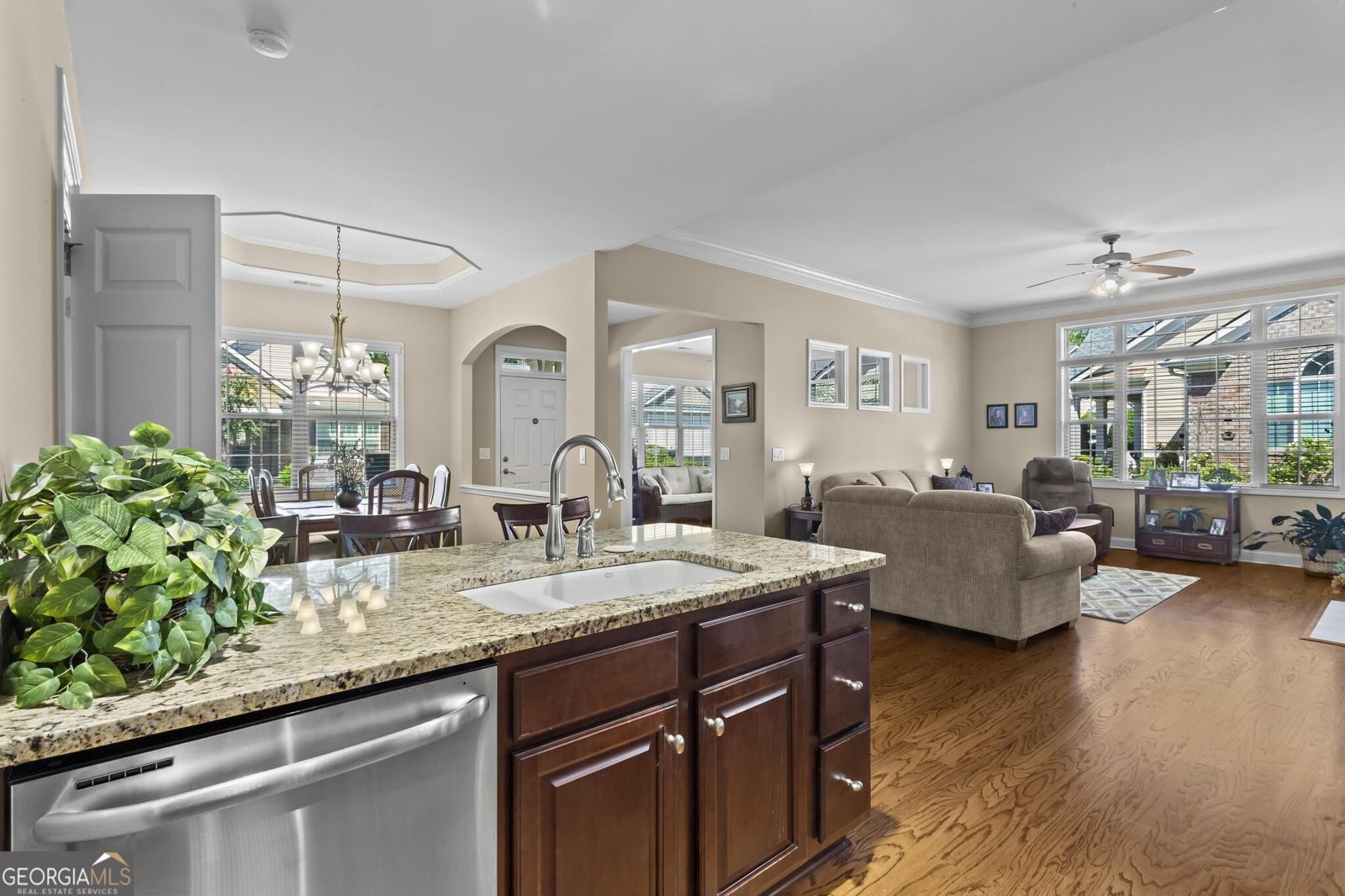 227 Orchards Circle Woodstock - Photo 13