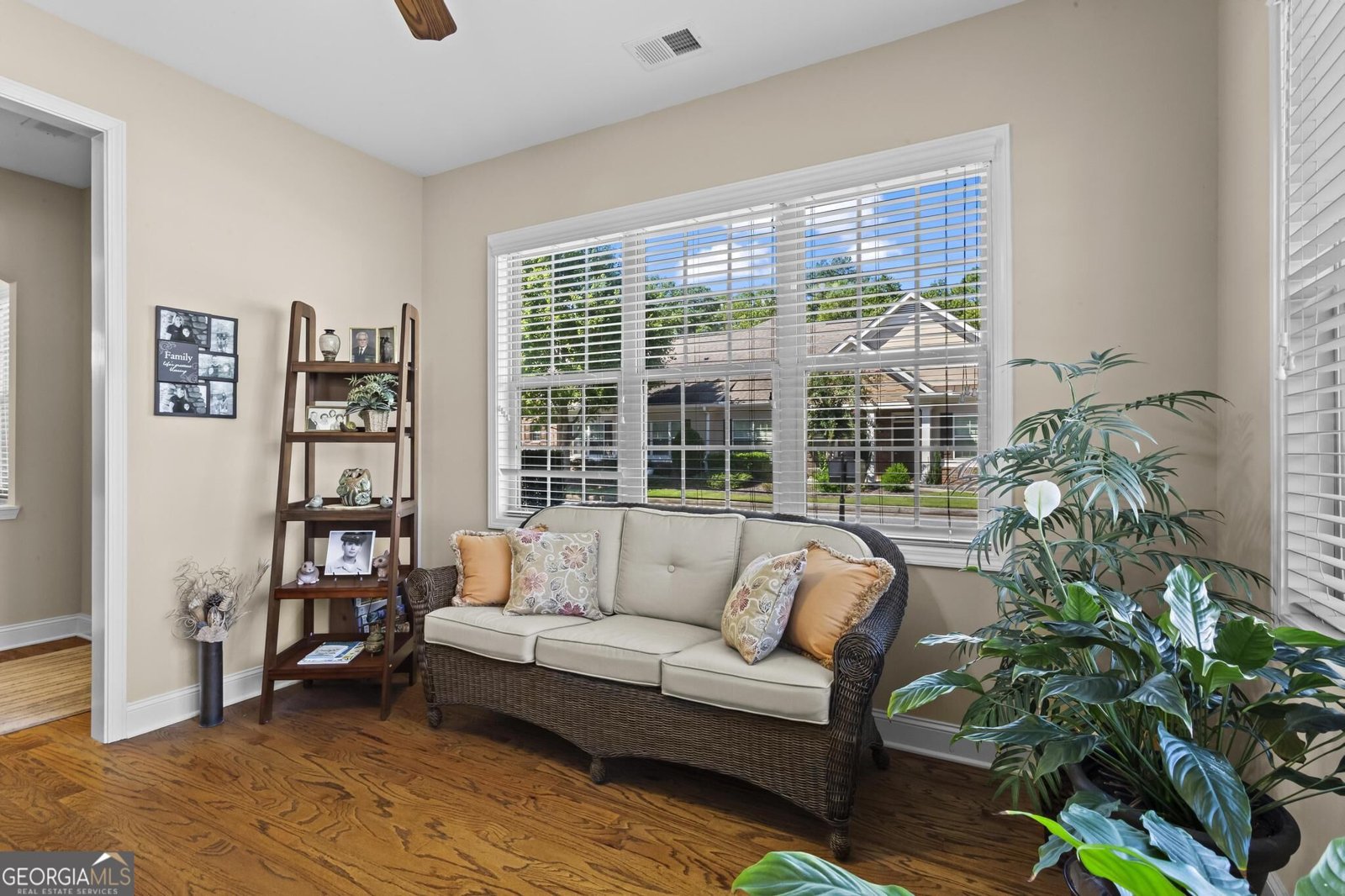227 Orchards Circle Woodstock - Photo 17