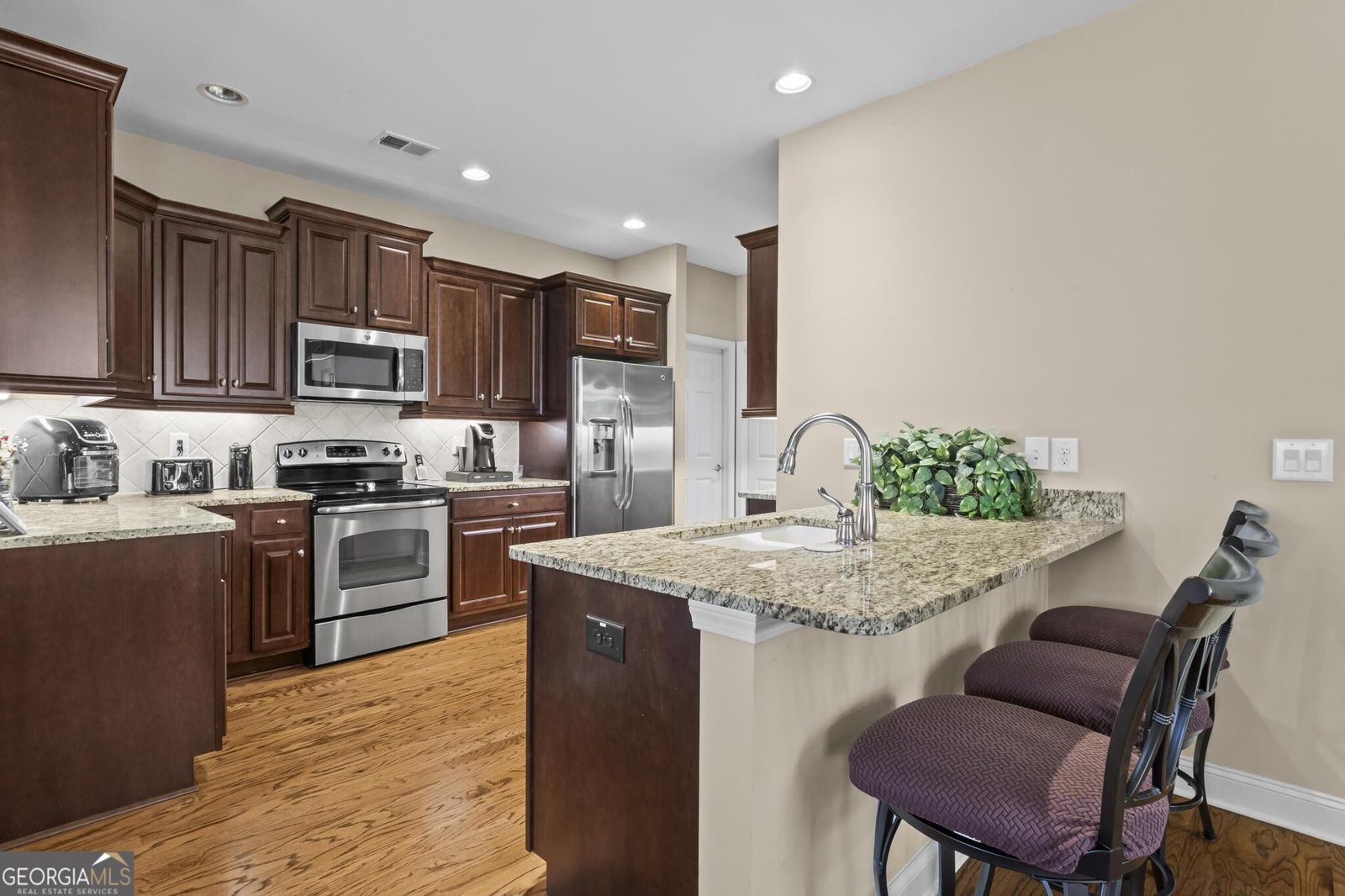 227 Orchards Circle Woodstock - Photo 9