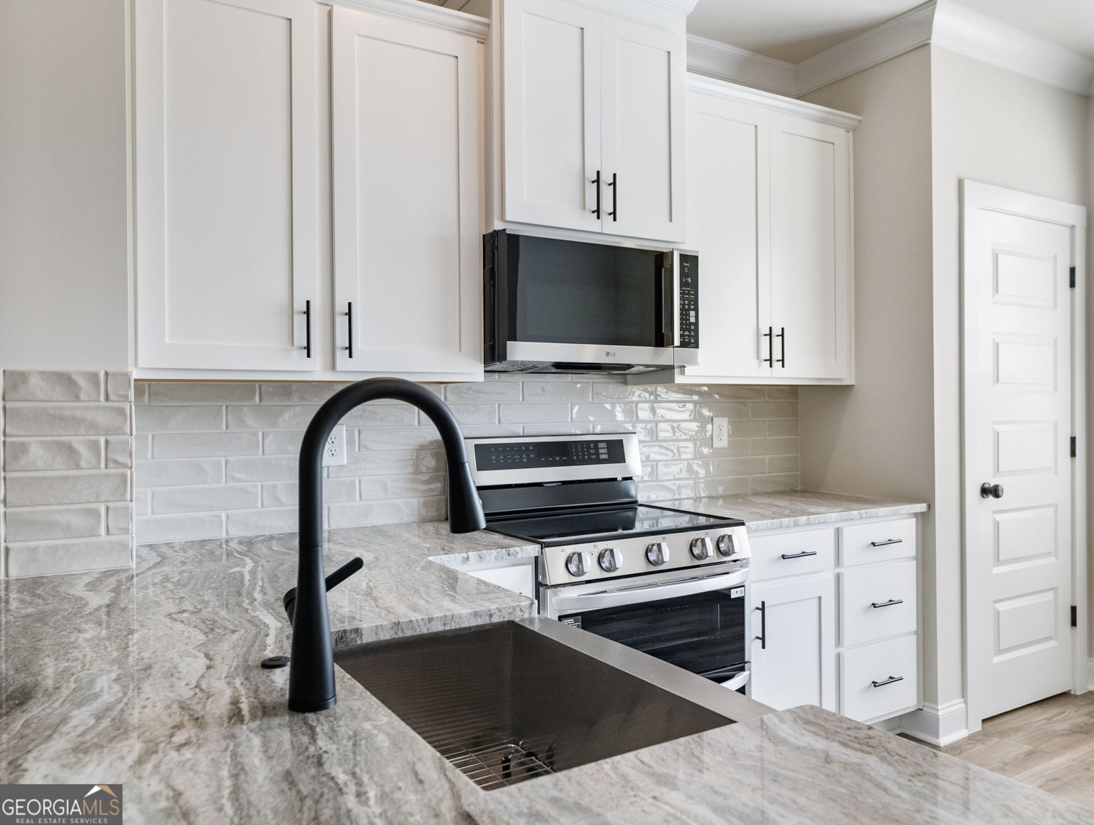 208 Grand Highlands Court Winder - Photo 10