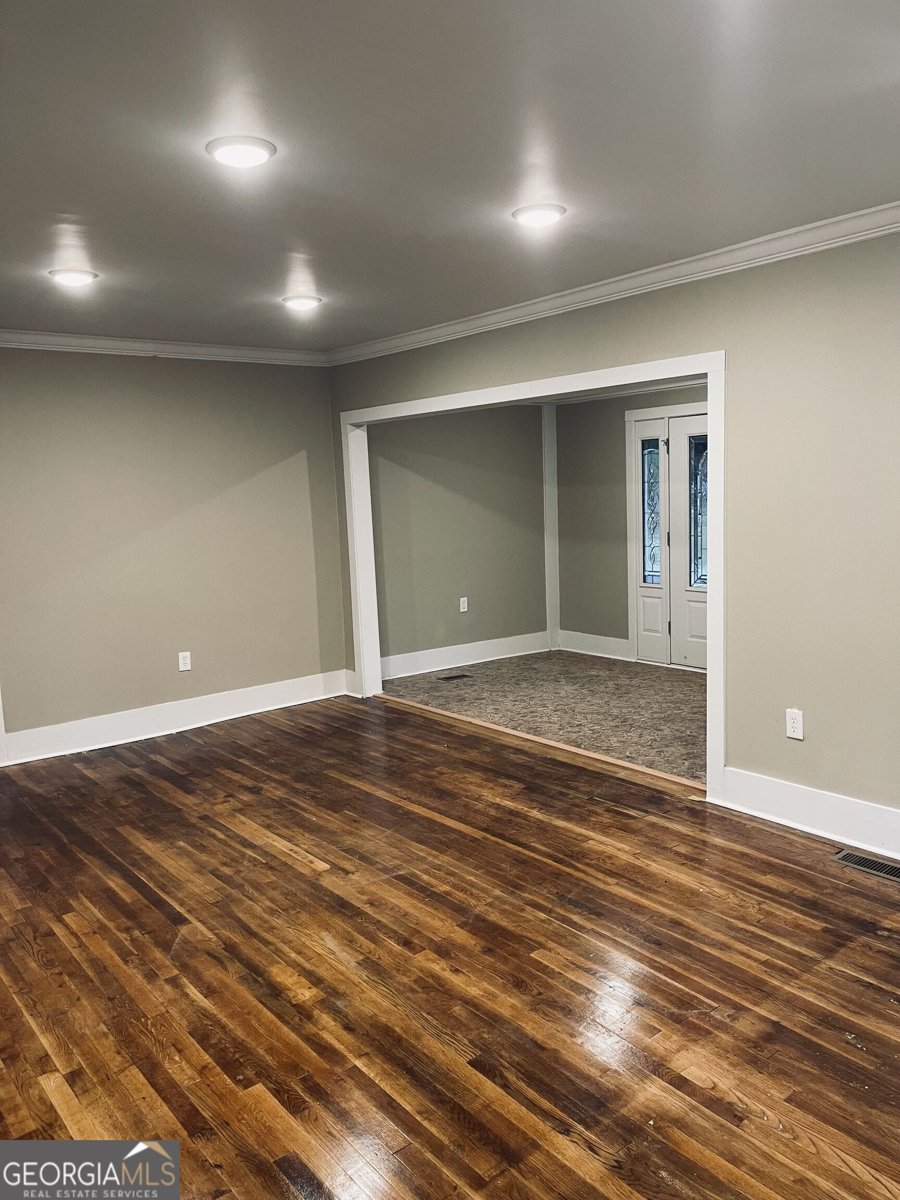133 Bennett Street Commerce - Photo 3
