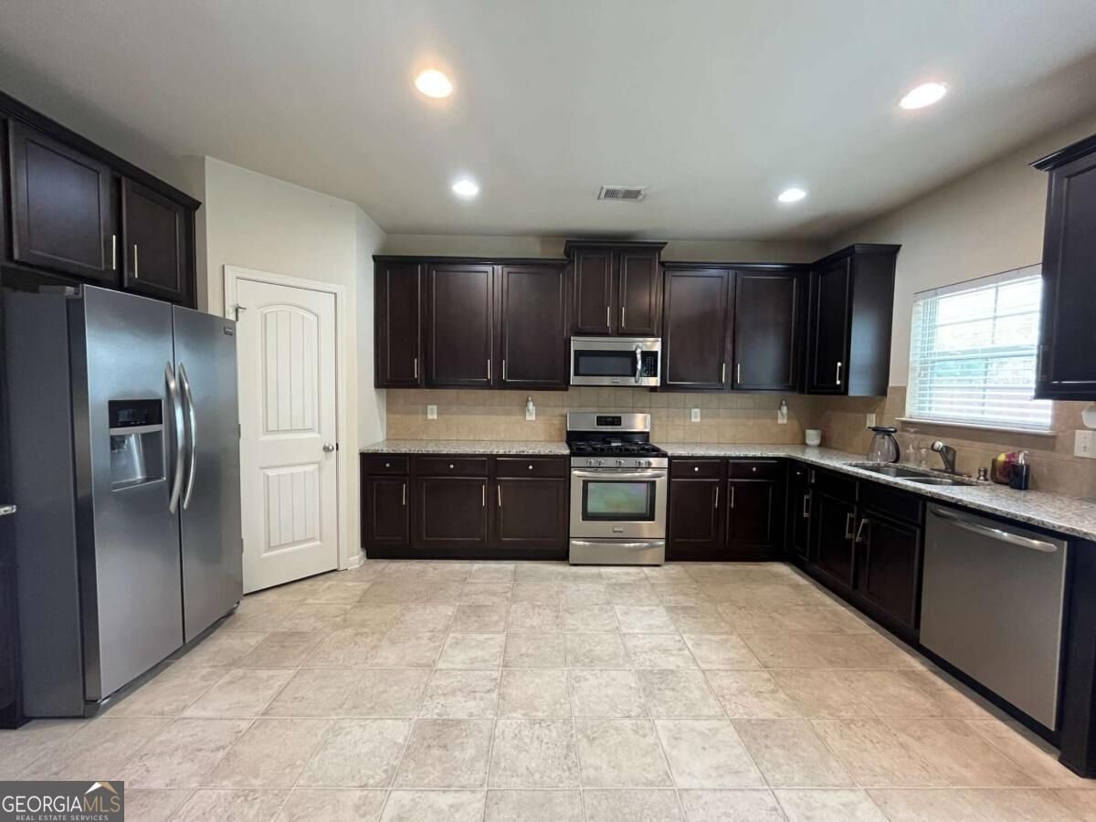 474 Napa Valley Lane Lawrenceville - Photo 15