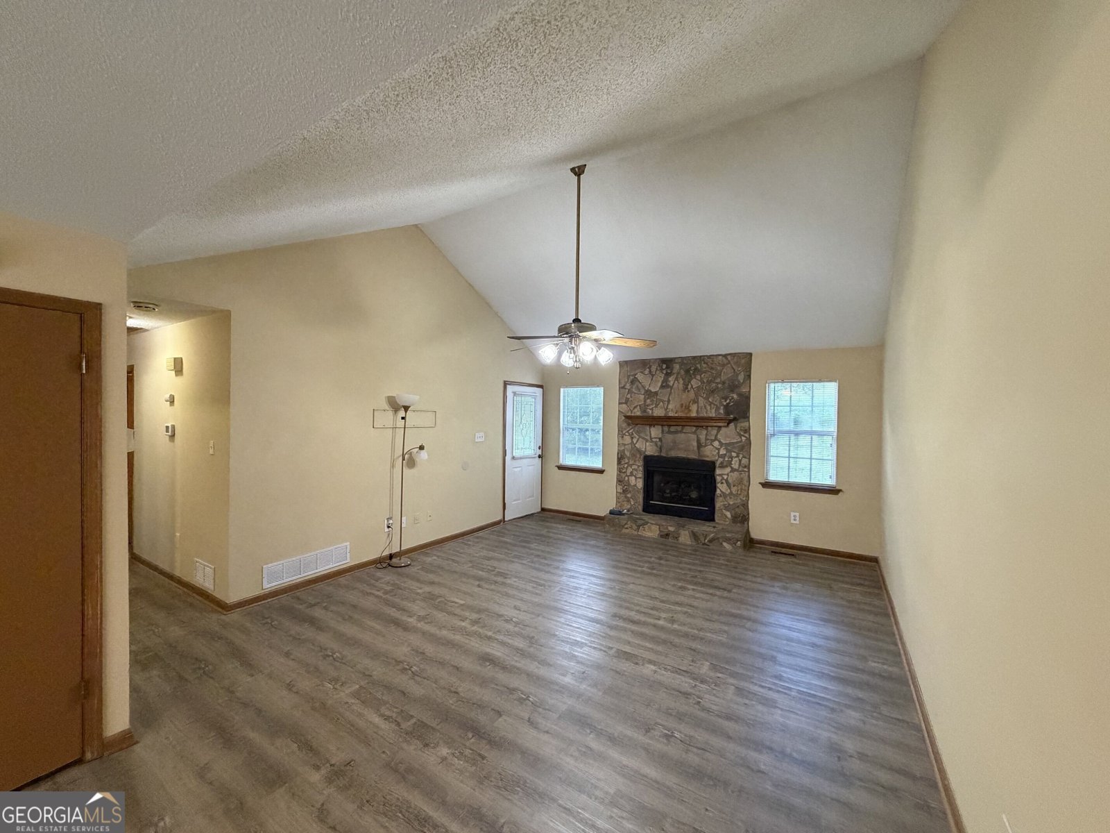 15 Mays Court Stockbridge - Photo 17