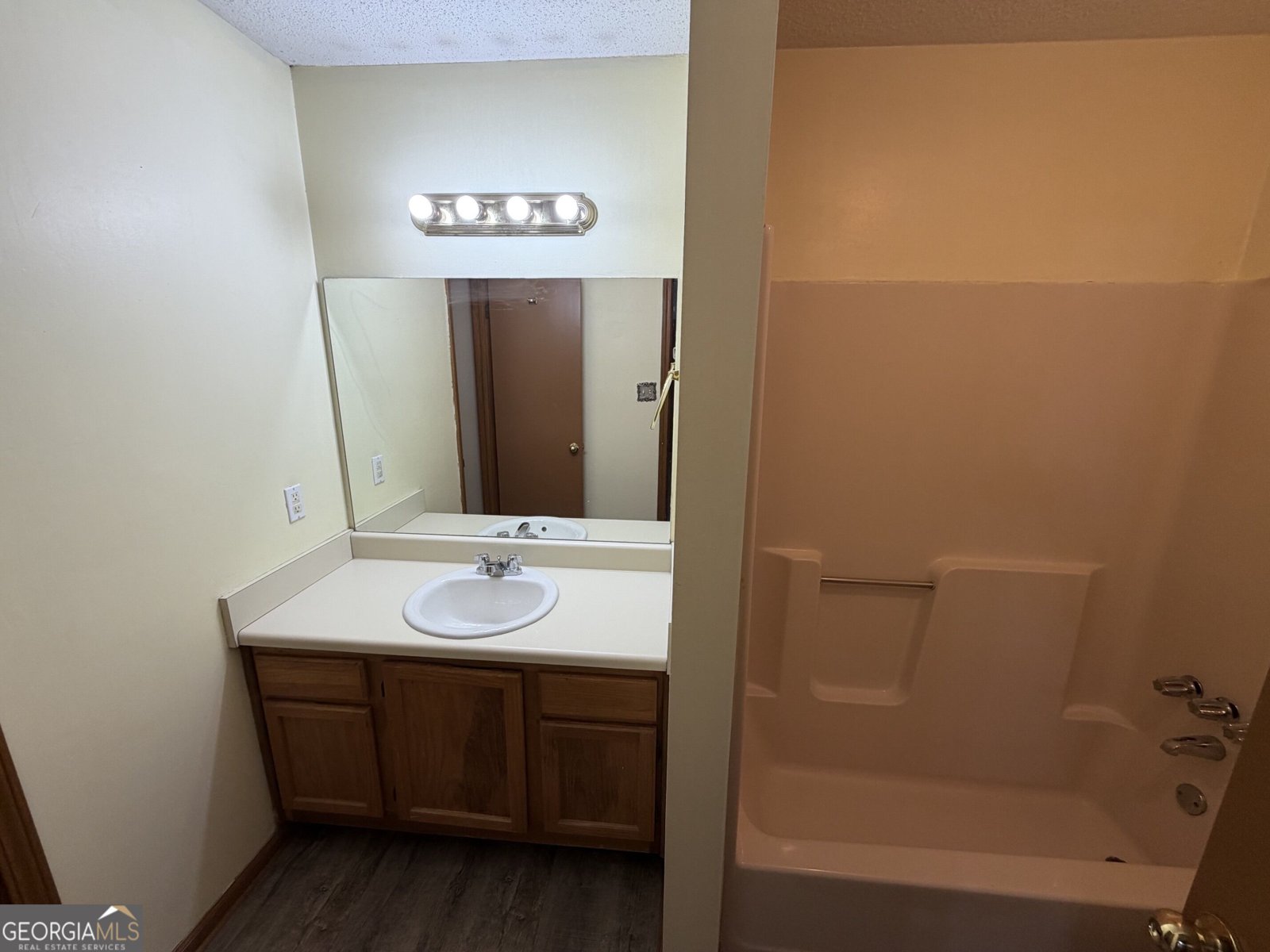 15 Mays Court Stockbridge - Photo 23