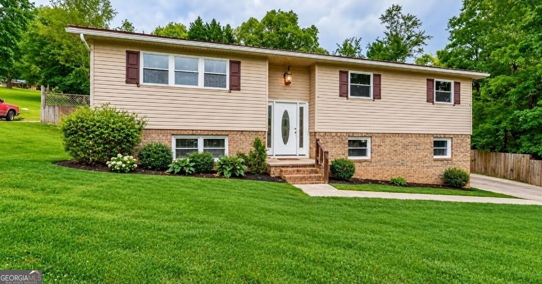 72 Gregory Lane La Fayette - main photo