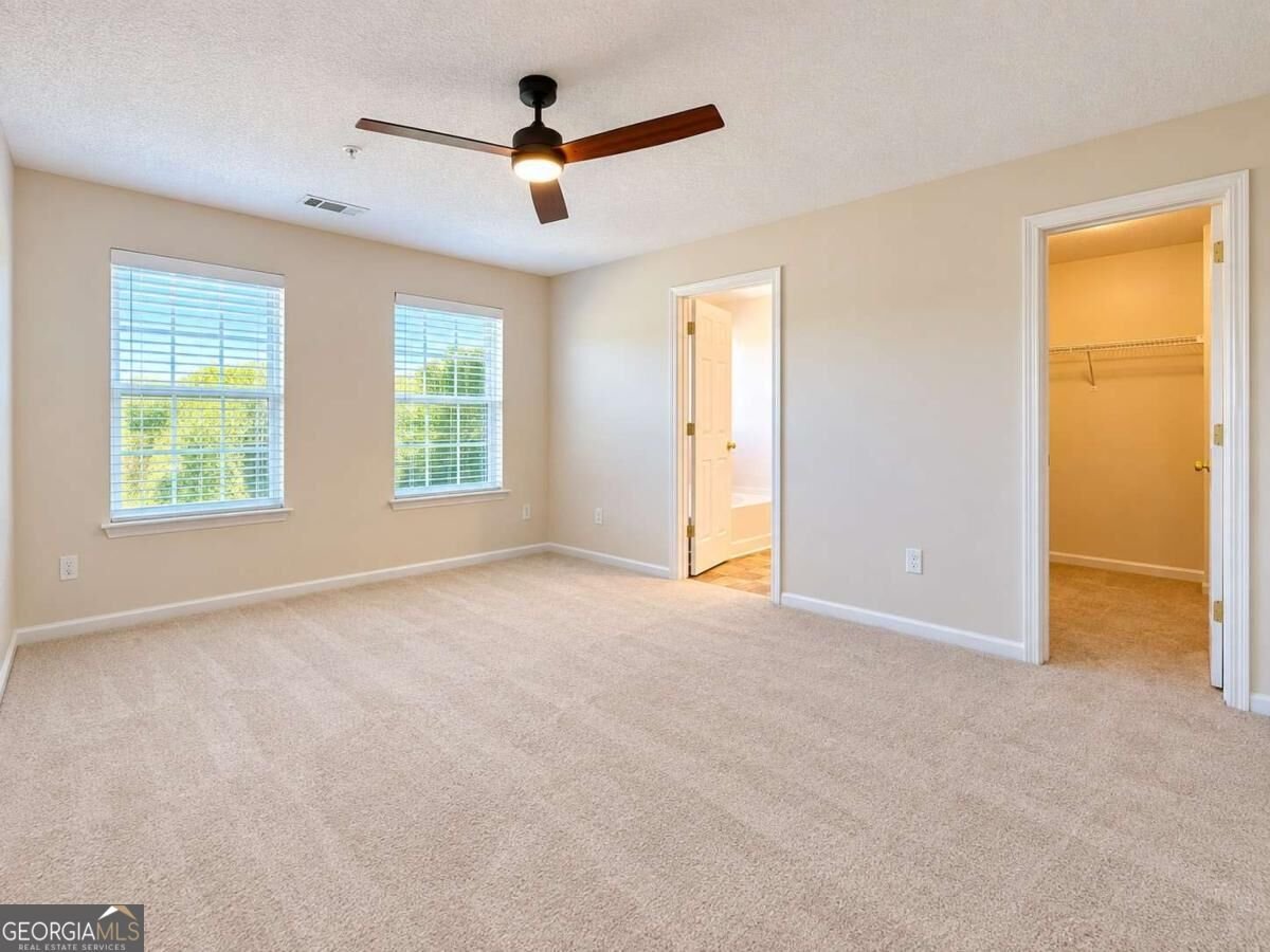 724 Breeze Lane Woodstock - Photo 12