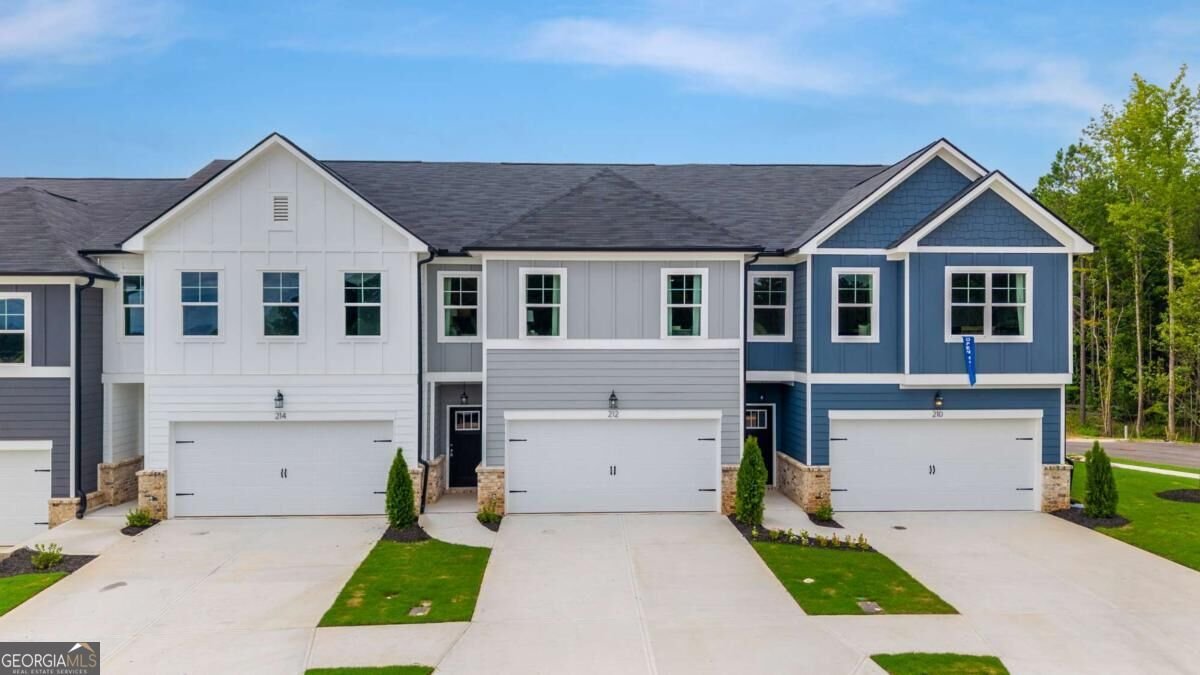 2758 Willowtree Circle Kennesaw - main photo
