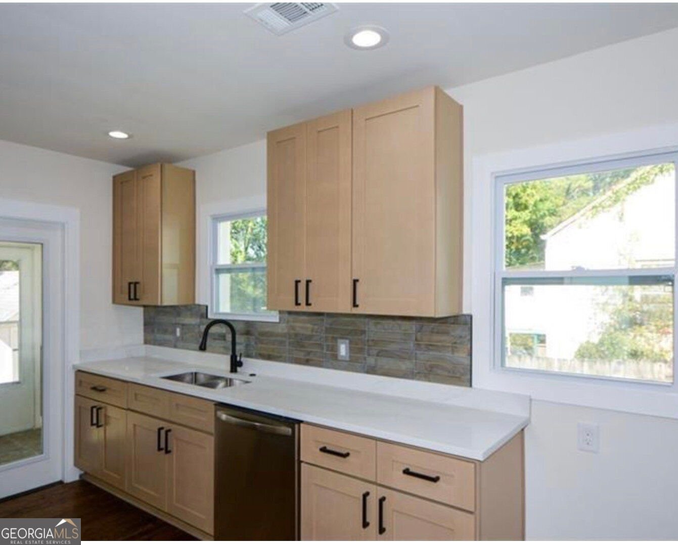 1275 Westridge Road Atlanta - Photo 6