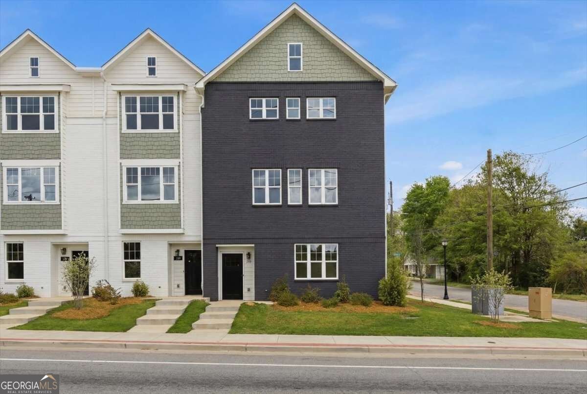 208 Mission Way Atlanta - main photo