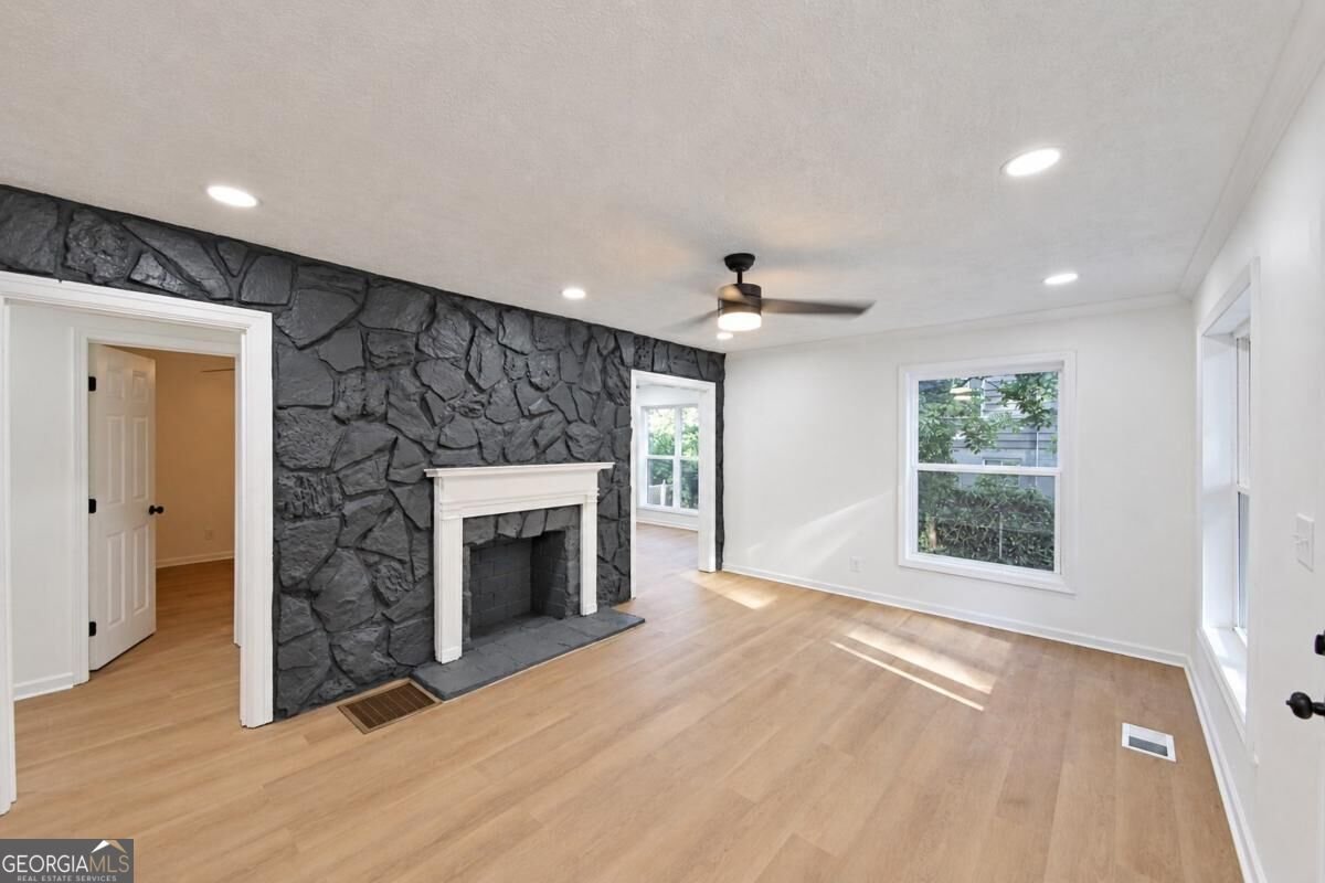 2499 Sylvan Road East Point - Photo 10