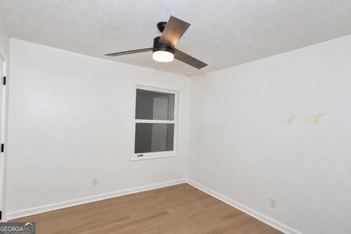 2499 Sylvan Road East Point - Photo 16