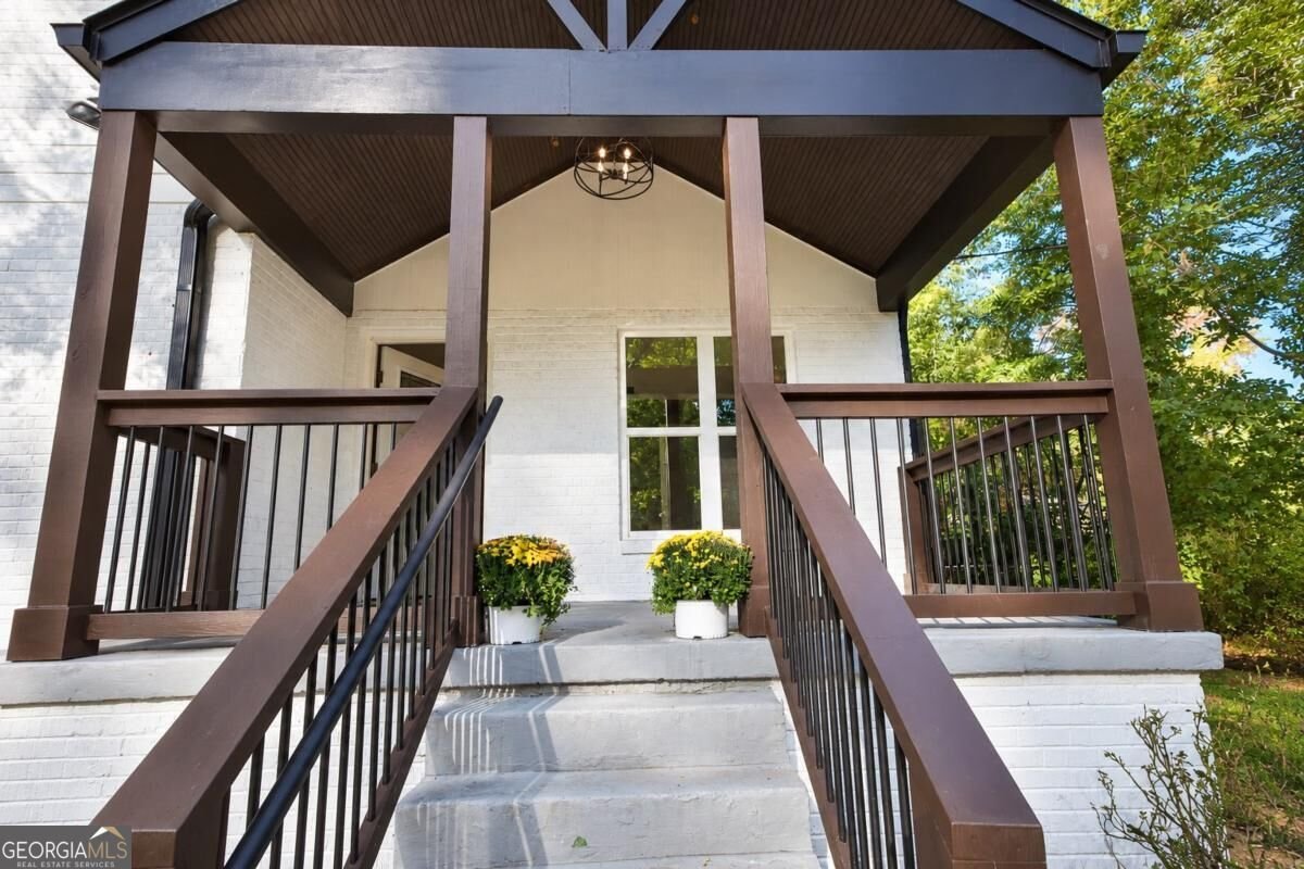 2499 Sylvan Road East Point - Photo 6
