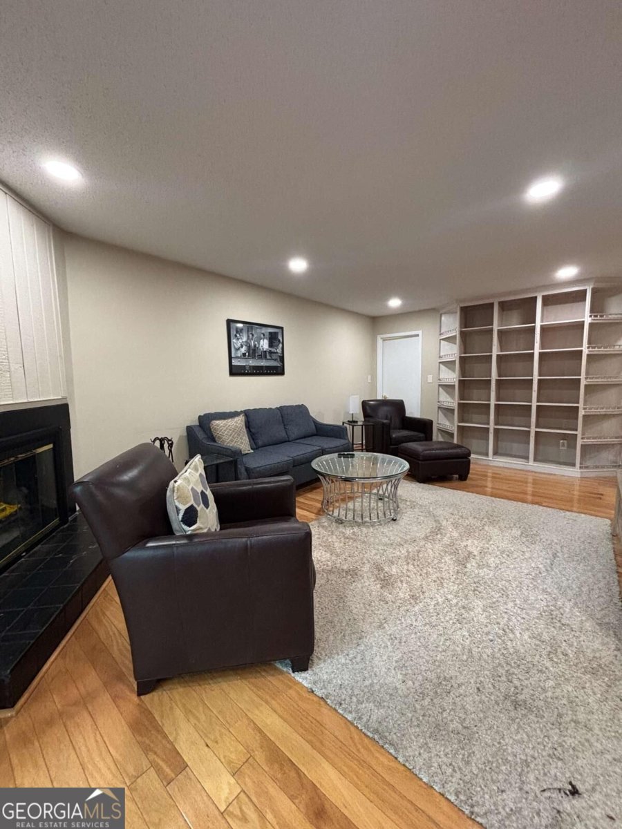 12 Basswood Circle Sandy Springs - Photo 16