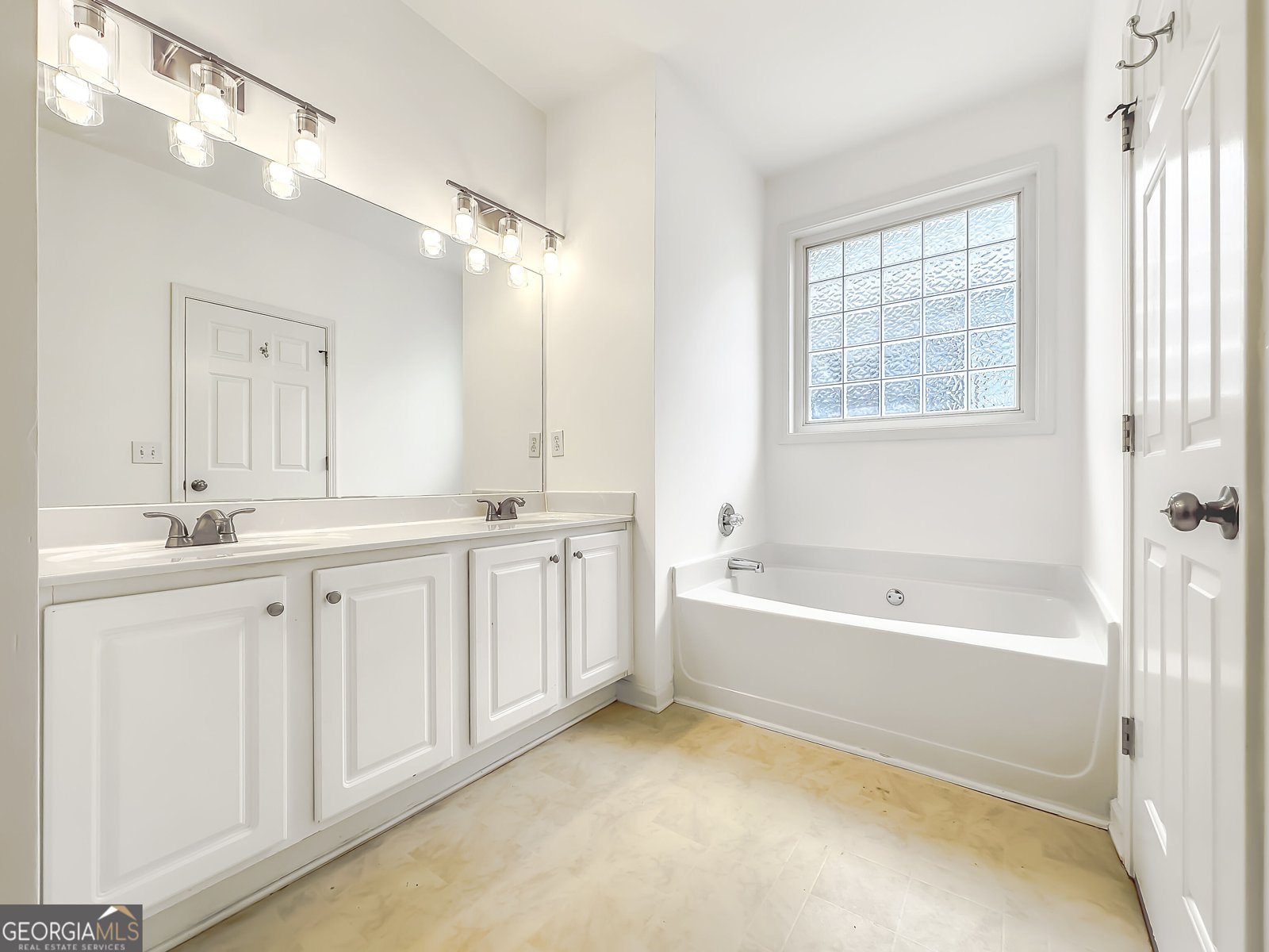 6101 Park Close Fairburn - Photo 11
